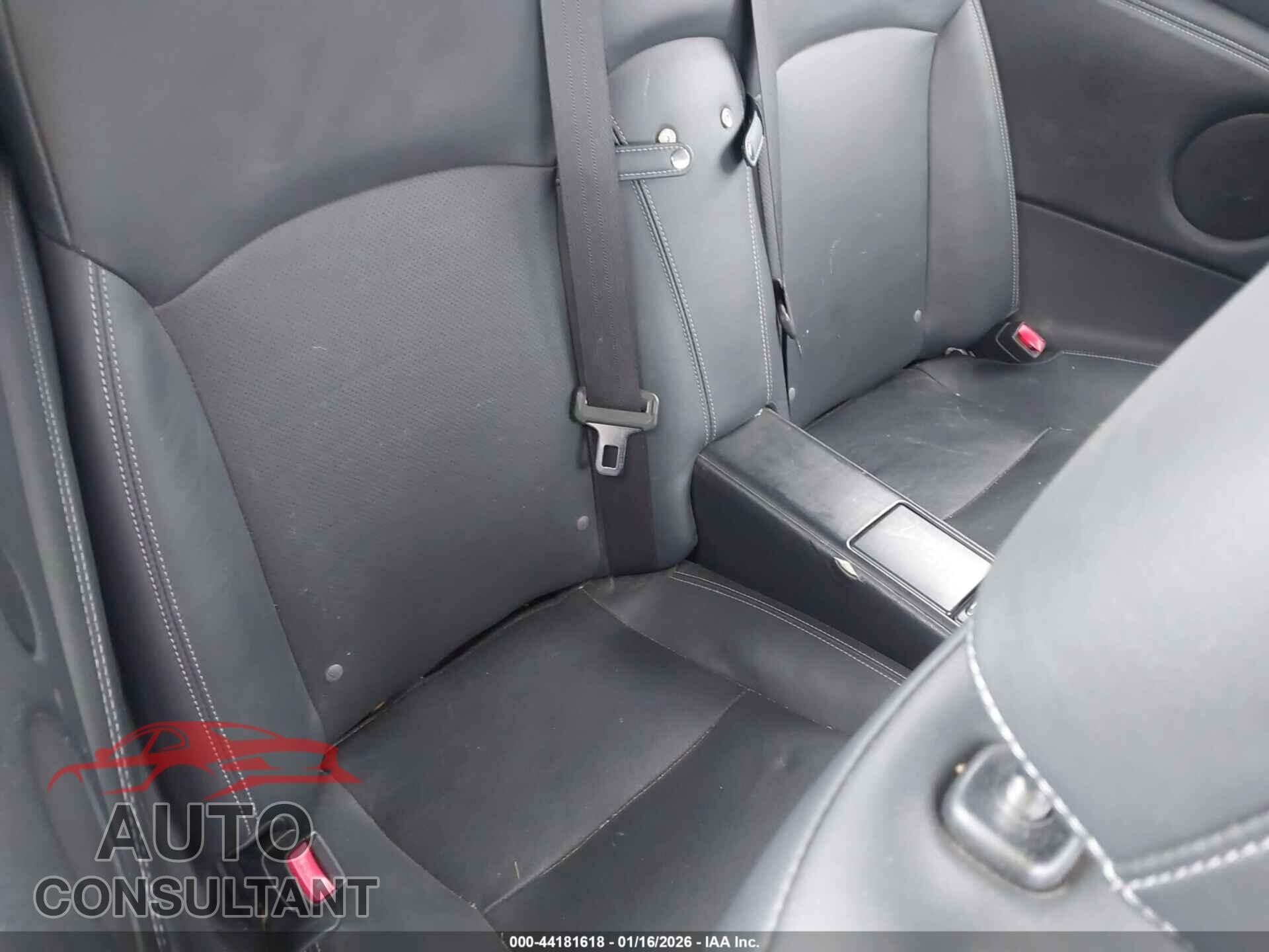 LEXUS IS 250C 2014 - JTHFF2C2XE2531735