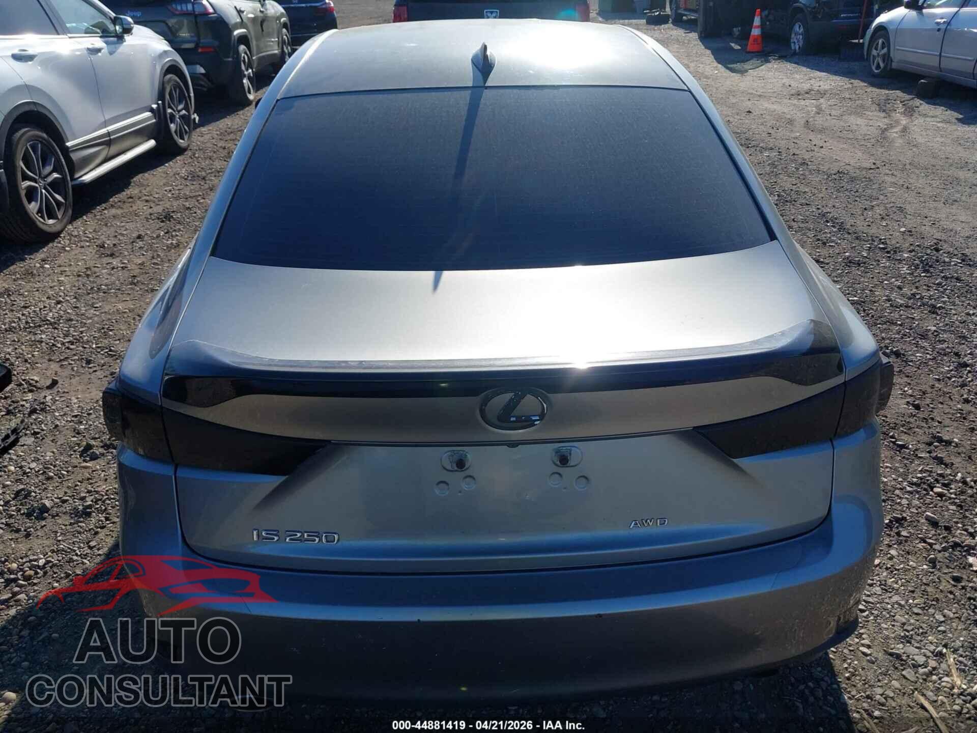 LEXUS IS 250 2015 - JTHCF1D22F5028048