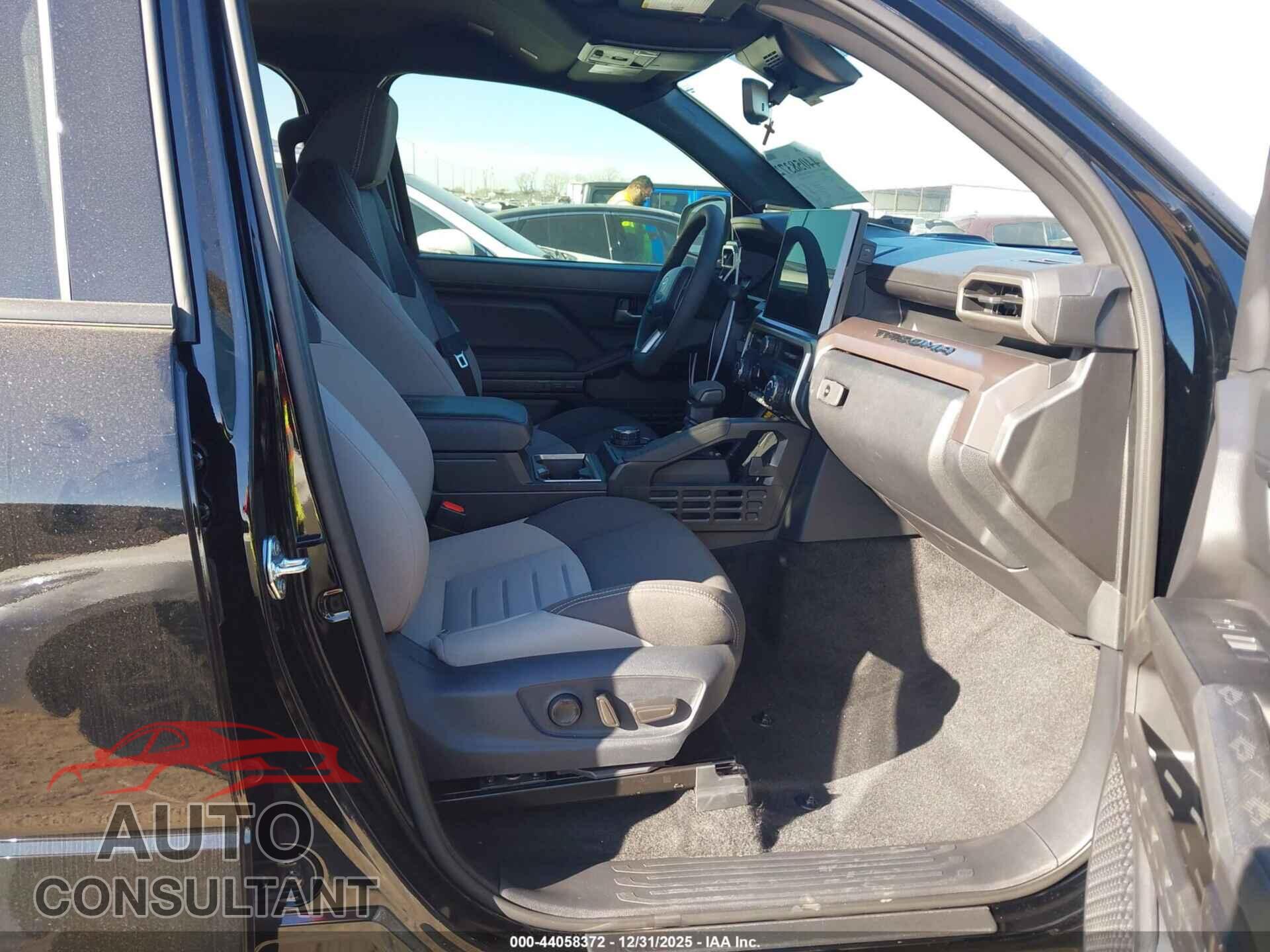 TOYOTA TACOMA HYBRID 2025 - 3TYLC5LN7ST038774