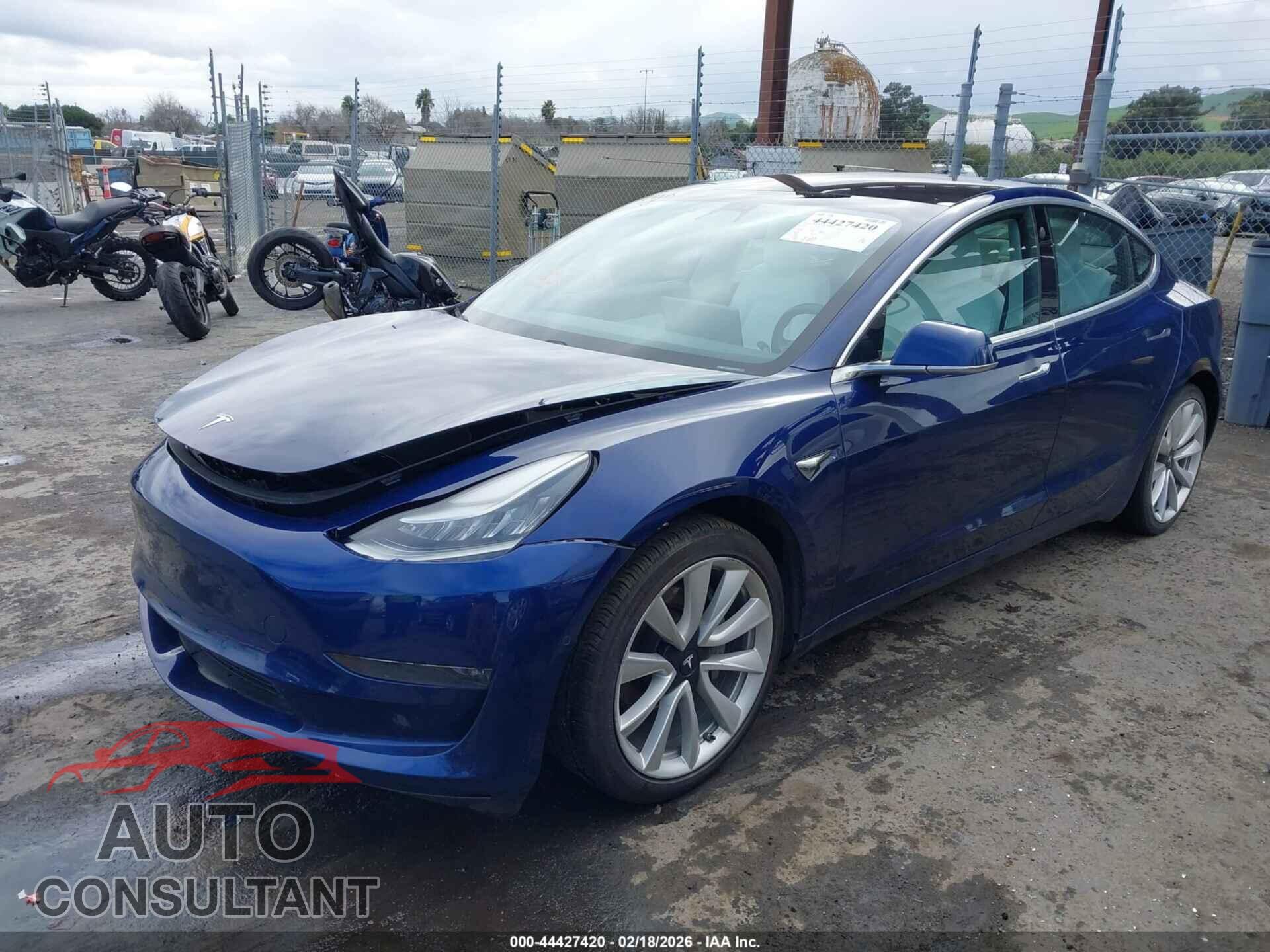 TESLA MODEL 3 2018 - 5YJ3E1EB6JF101044