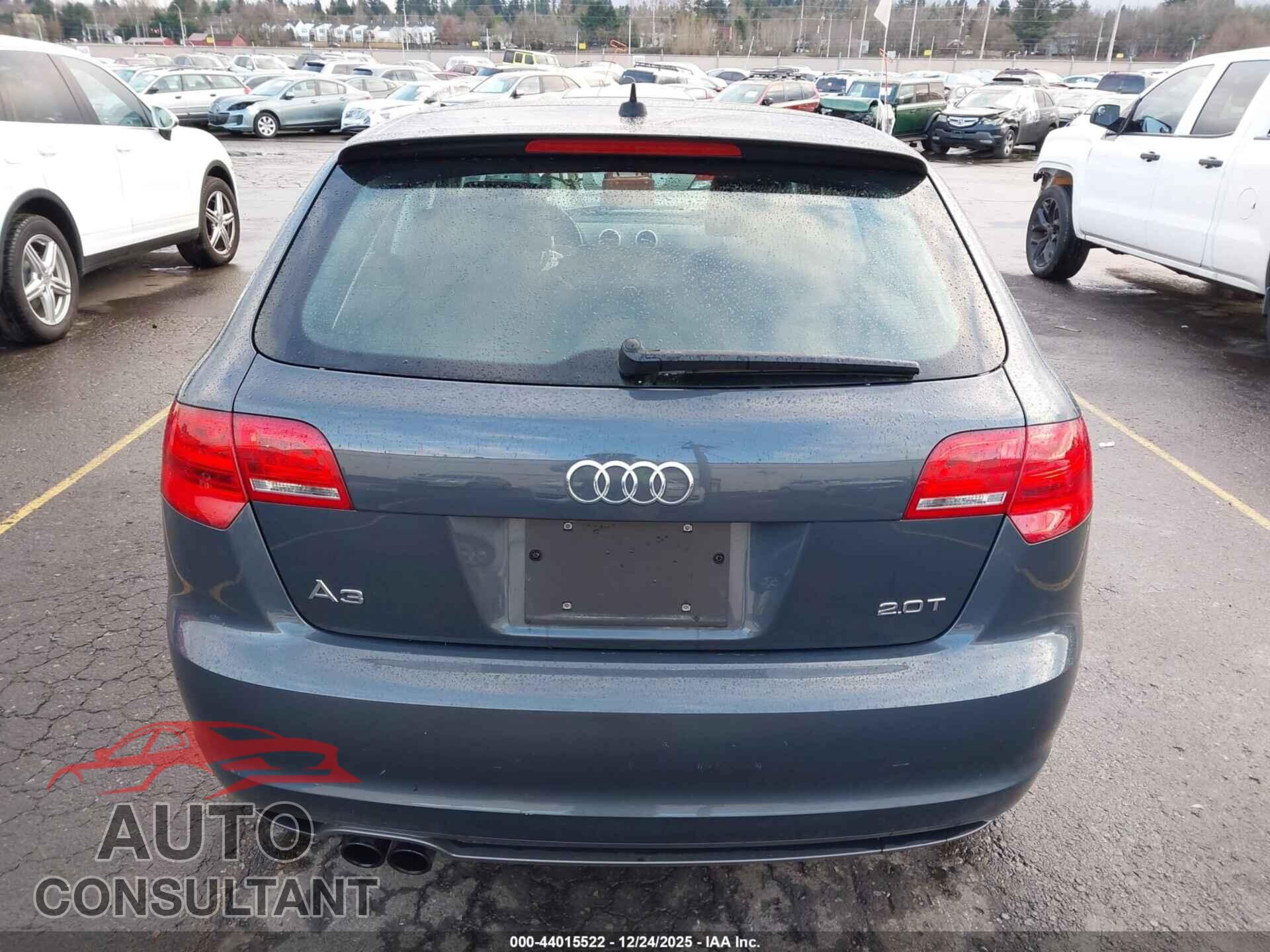 AUDI A3 2012 - WAUBEAFM7CA059245