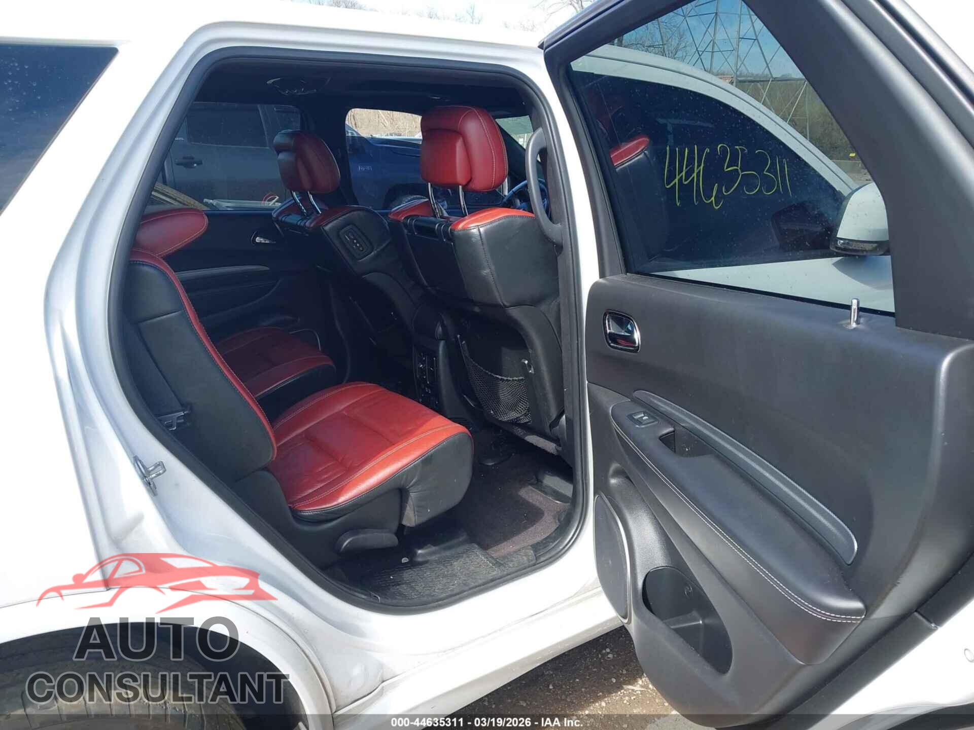 DODGE DURANGO 2018 - 1C4SDJGJ2JC201738