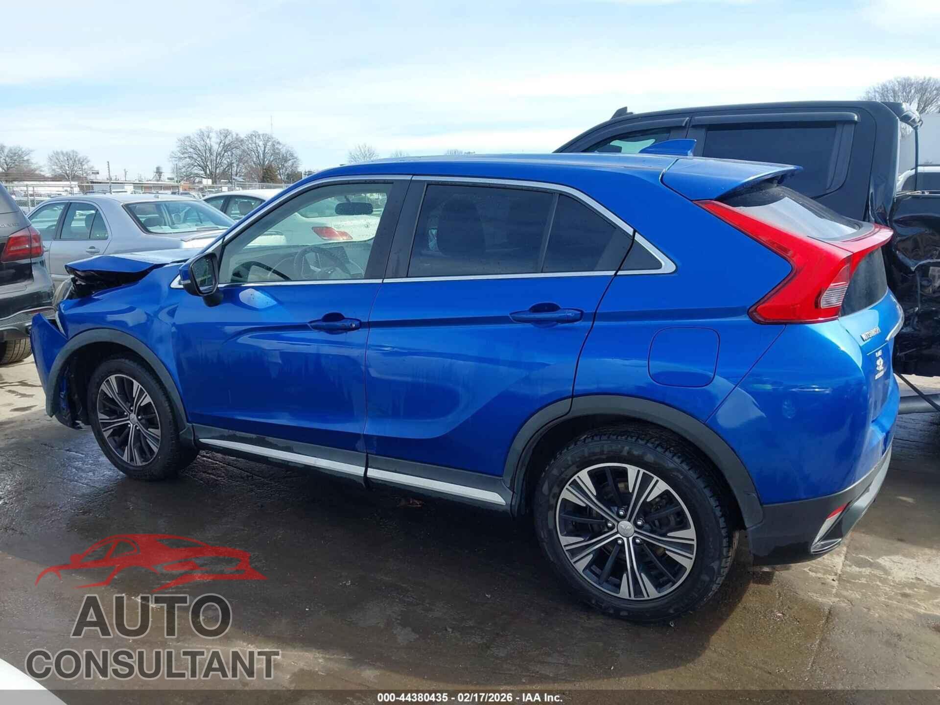 MITSUBISHI ECLIPSE CROSS 2018 - JA4AT5AA3JZ067828