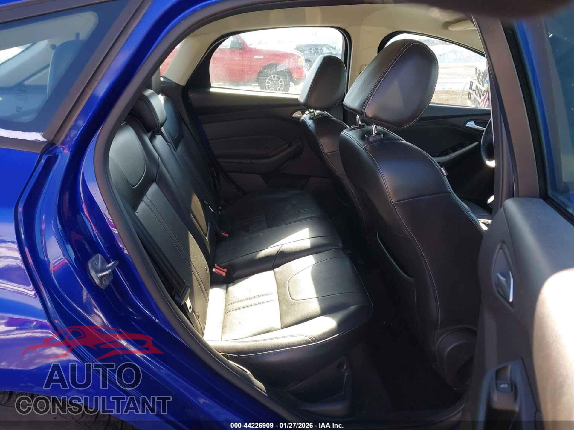 FORD FOCUS 2014 - 1FADP3K29EL337596