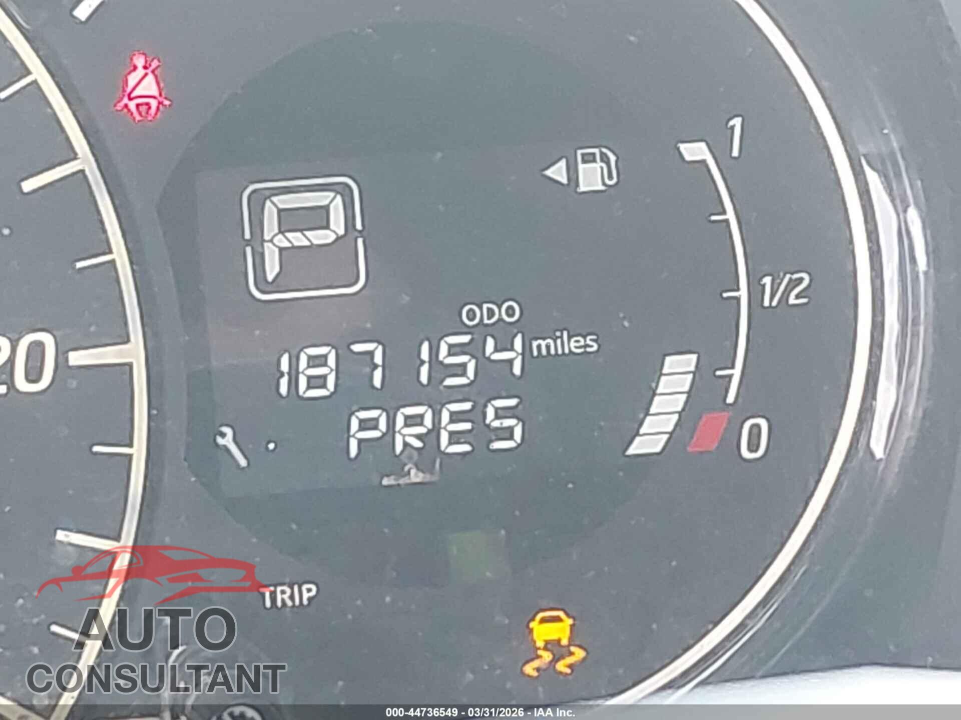 NISSAN VERSA NOTE 2017 - 3N1CE2CP6HL353315