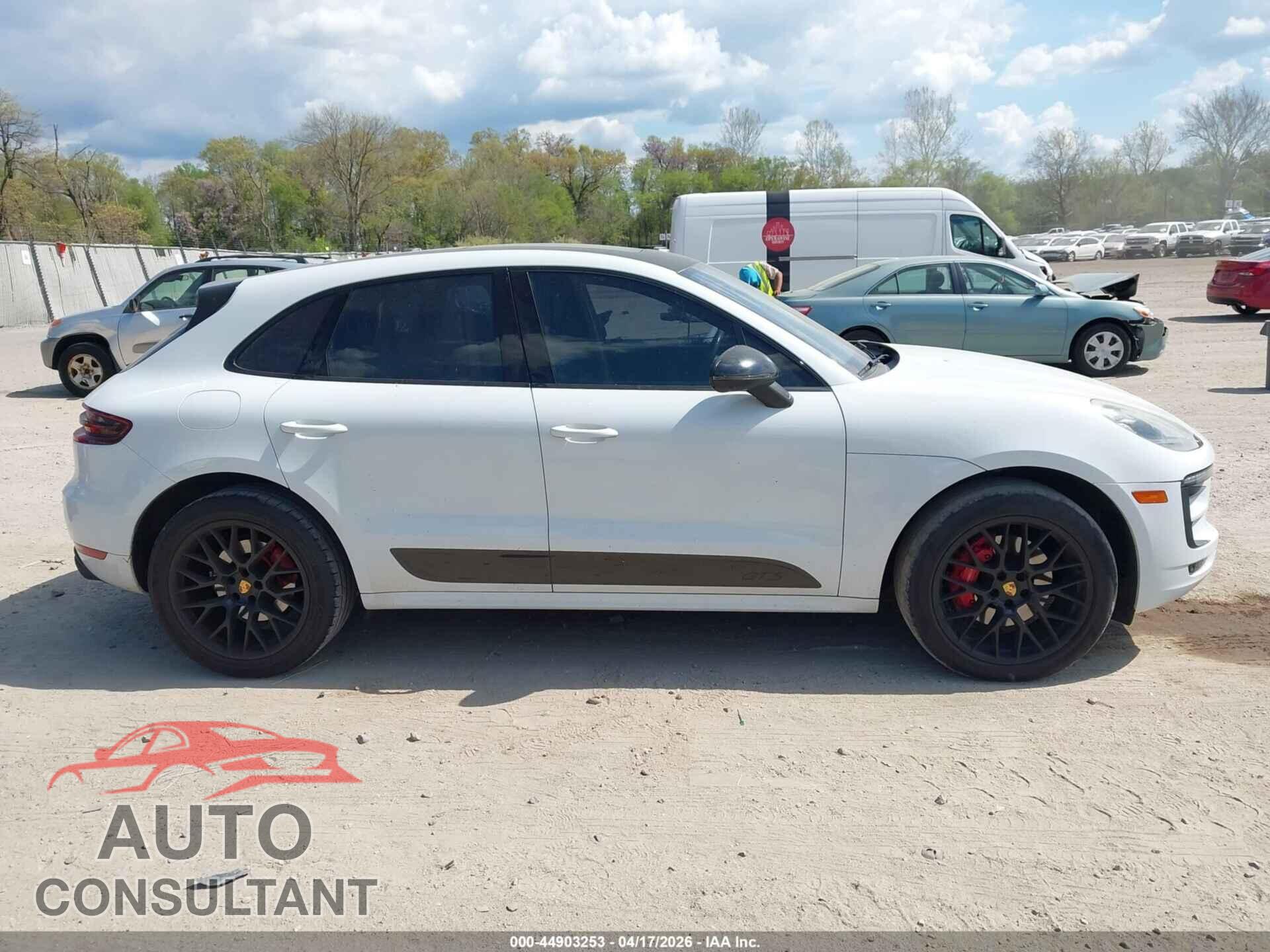 PORSCHE MACAN 2017 - WP1AG2A53HLB52627