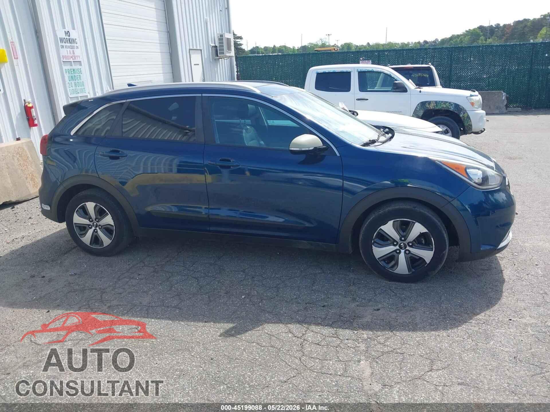 KIA NIRO 2017 - KNDCC3LC5H5050614