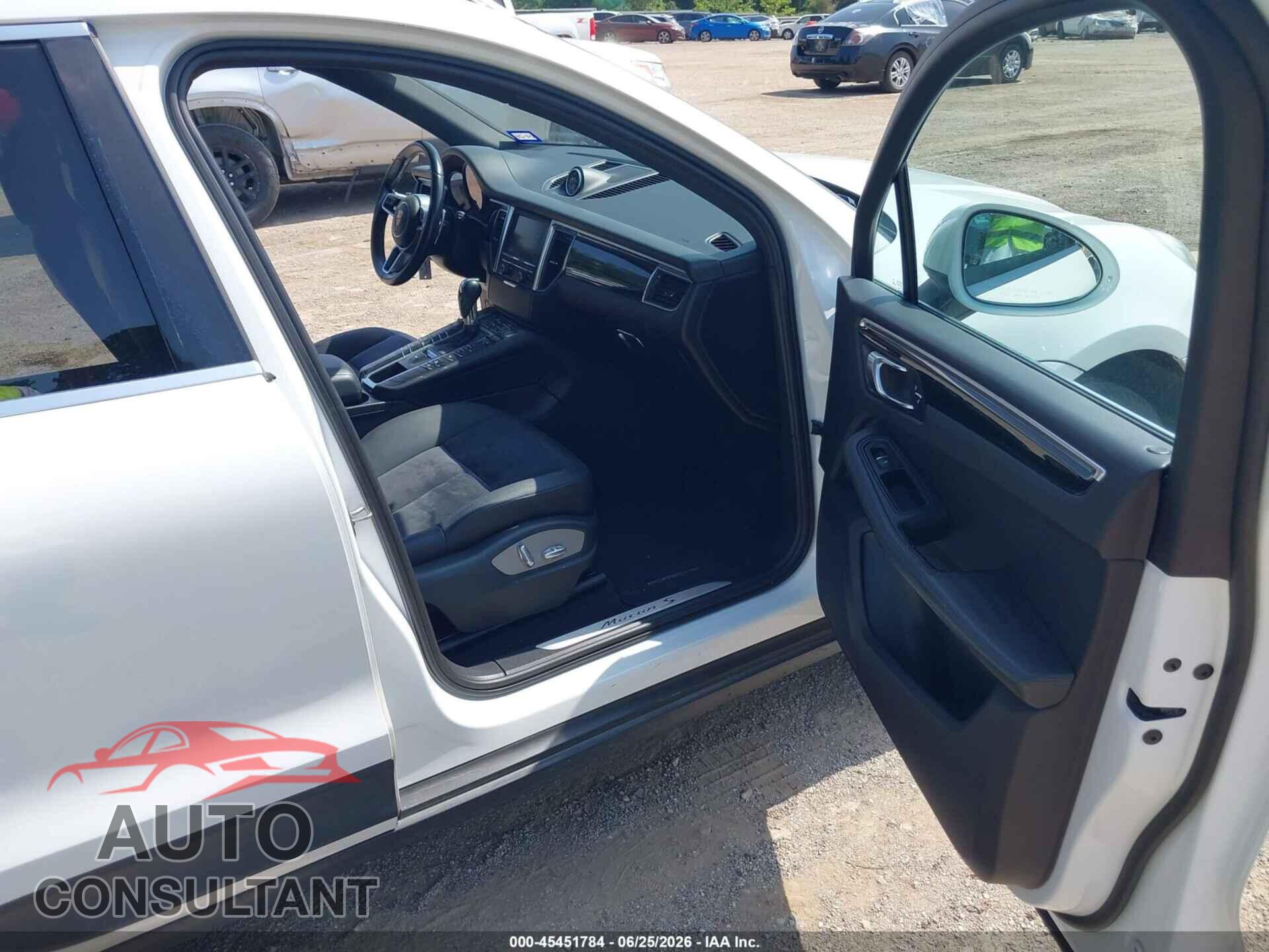 PORSCHE MACAN 2015 - WP1AB2A53FLB51649