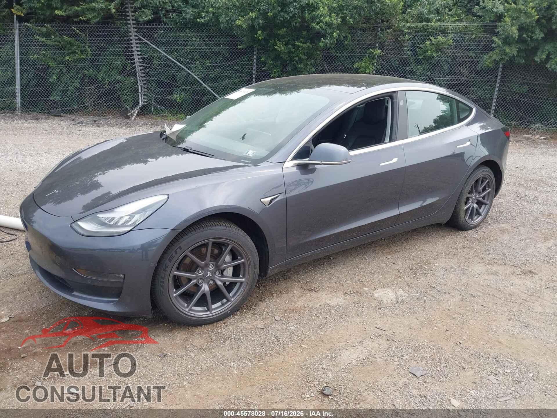 TESLA MODEL 3 2018 - 5YJ3E1EB2JF093170