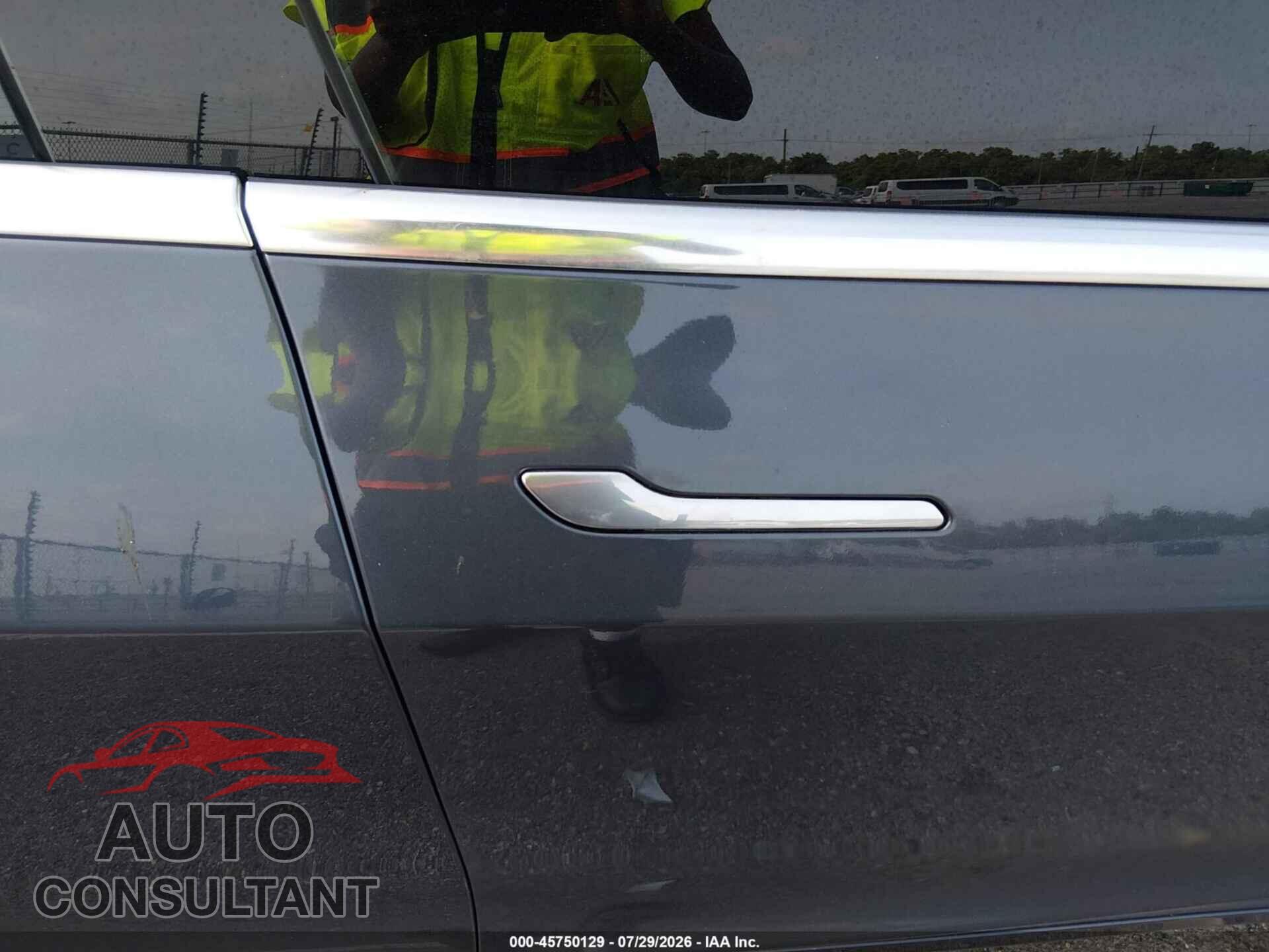 TESLA MODEL 3 2020 - 5YJ3E1EA7LF614121