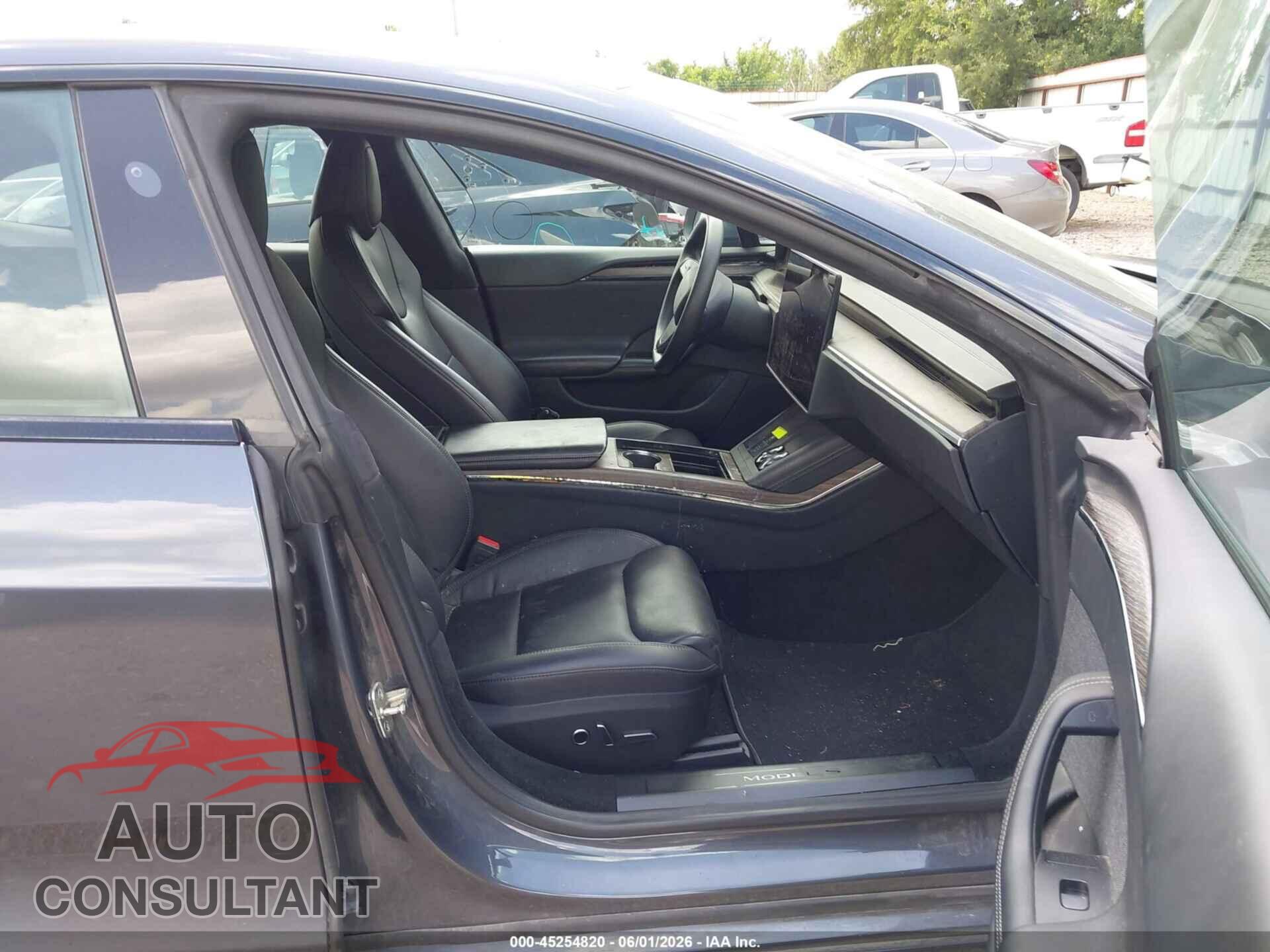 TESLA MODEL S 2021 - 5YJSA1E56MF428257