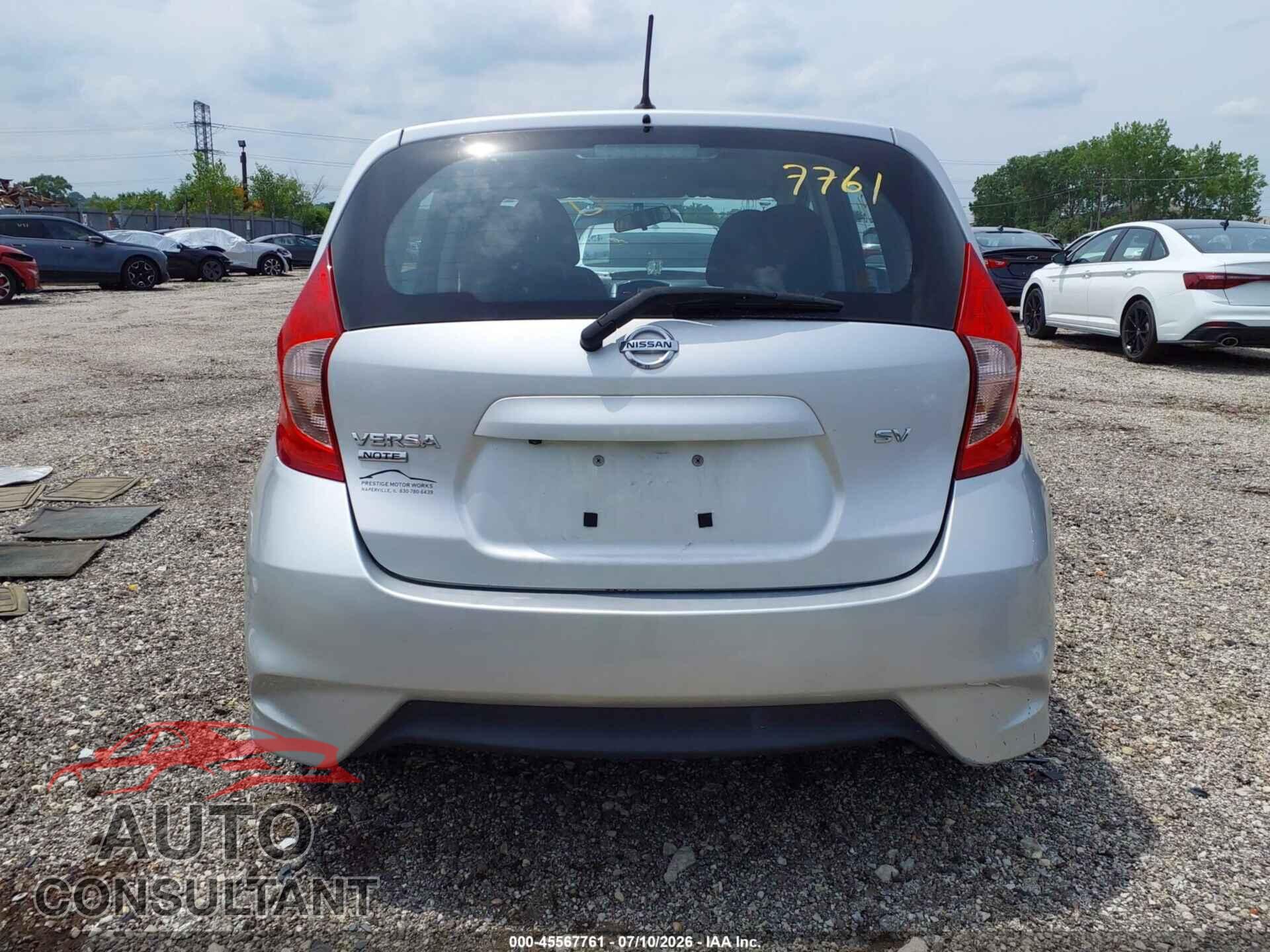 NISSAN VERSA NOTE 2017 - 3N1CE2CP1HL370300