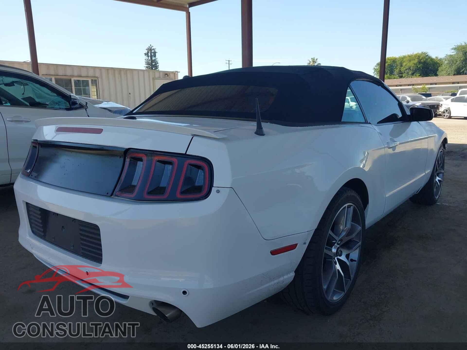 FORD MUSTANG 2014 - 1ZVBP8EM4E5220439