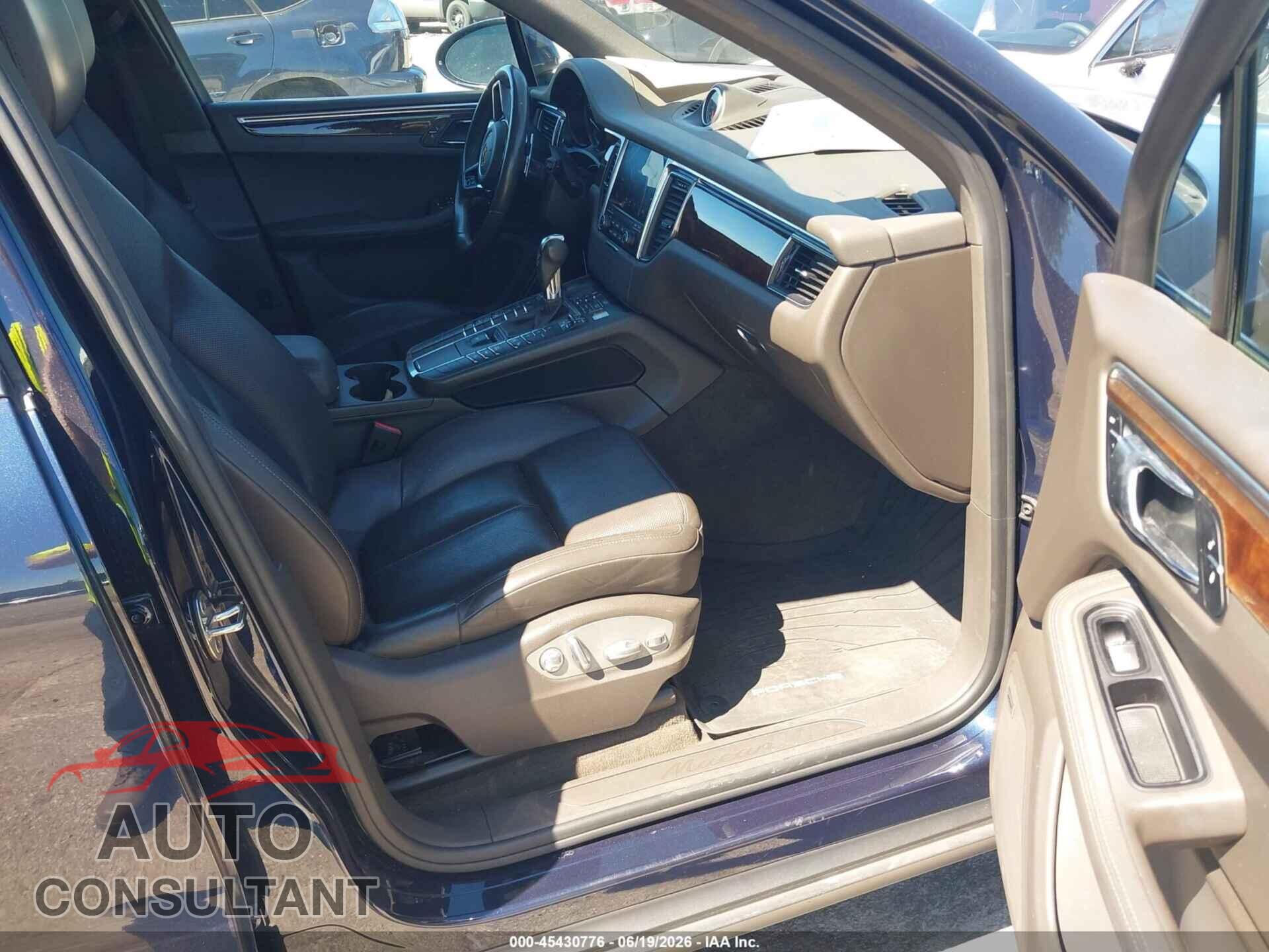 PORSCHE MACAN 2017 - WP1AA2A52HLB02979