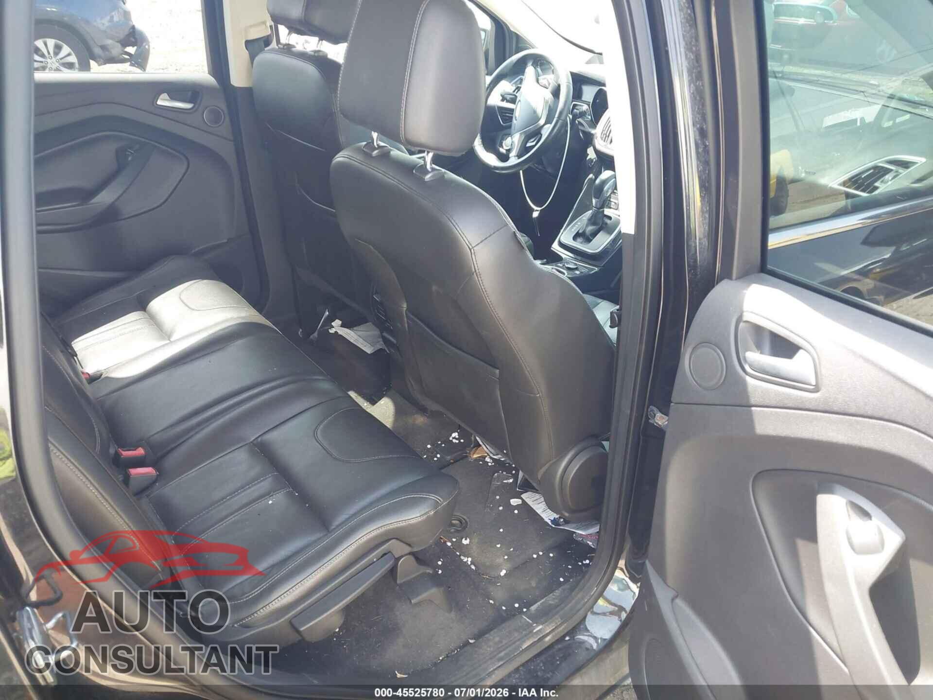 FORD ESCAPE 2013 - 1FMCU9J9XDUC83035