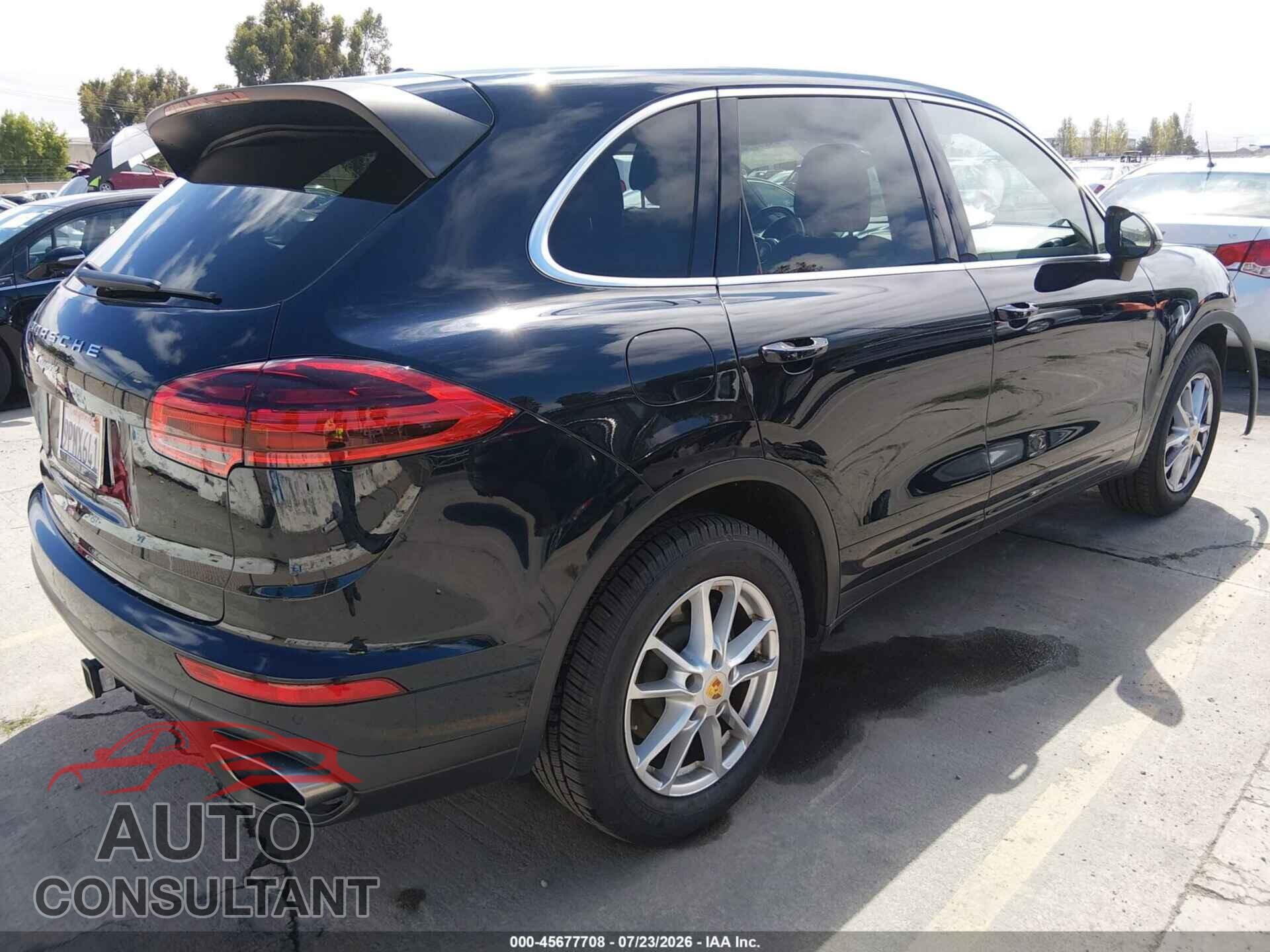 PORSCHE CAYENNE 2016 - WP1AA2A27GLA09346