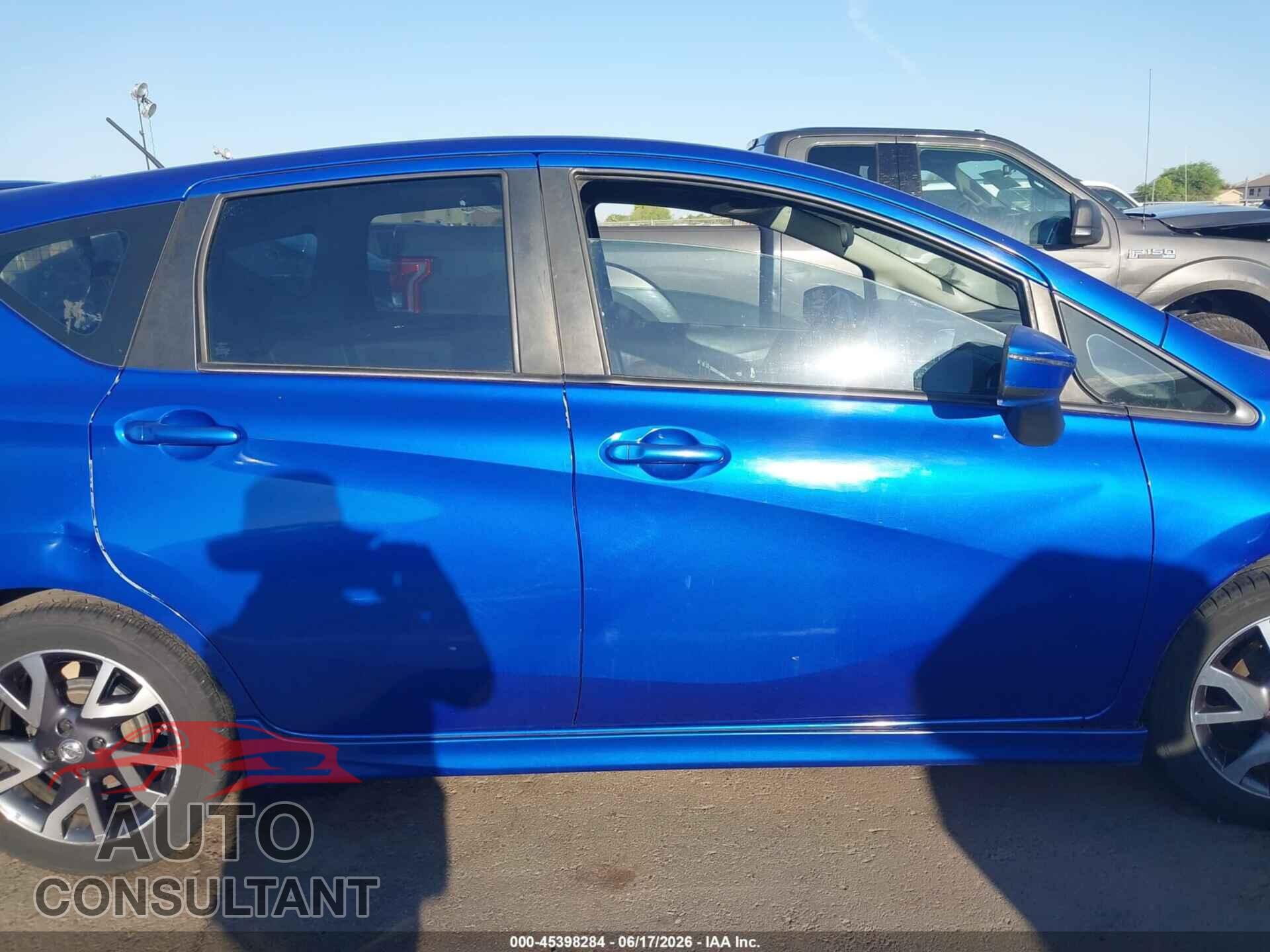 NISSAN VERSA NOTE 2015 - 3N1CE2CP4FL362043