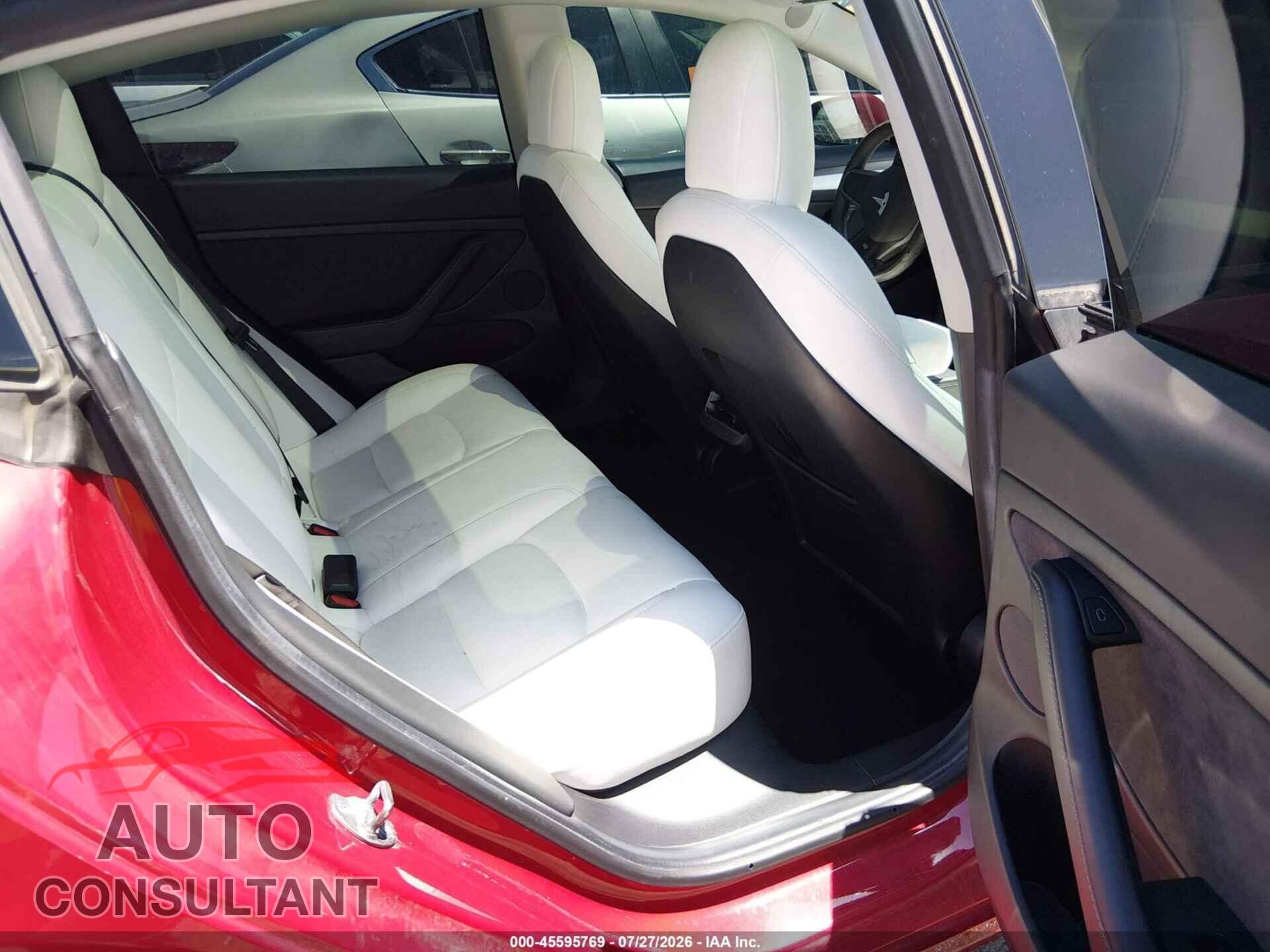 TESLA MODEL 3 2021 - 5YJ3E1ECXMF082933