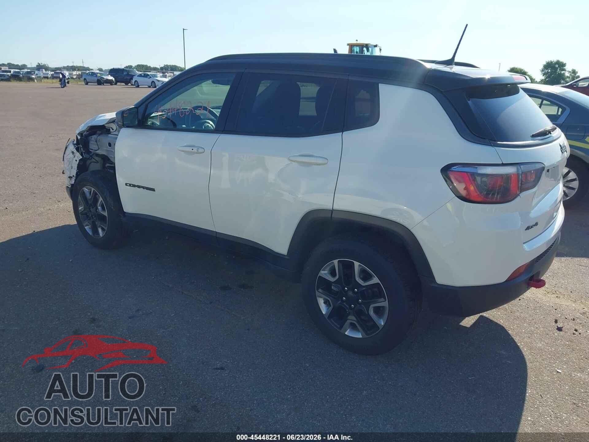 JEEP COMPASS 2018 - 3C4NJDDB4JT357644