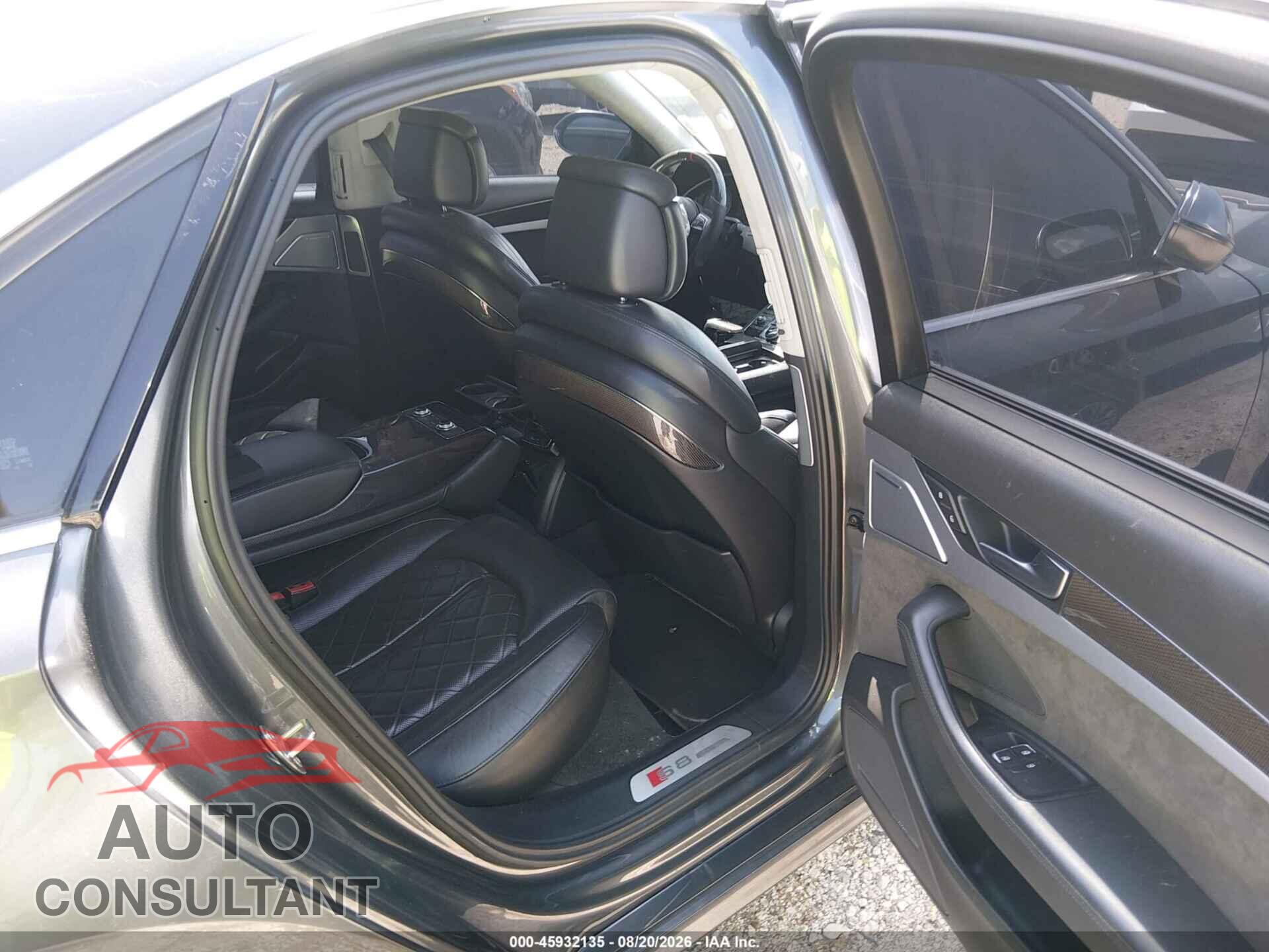 AUDI S8 2013 - WAUD2AFDXDN009029