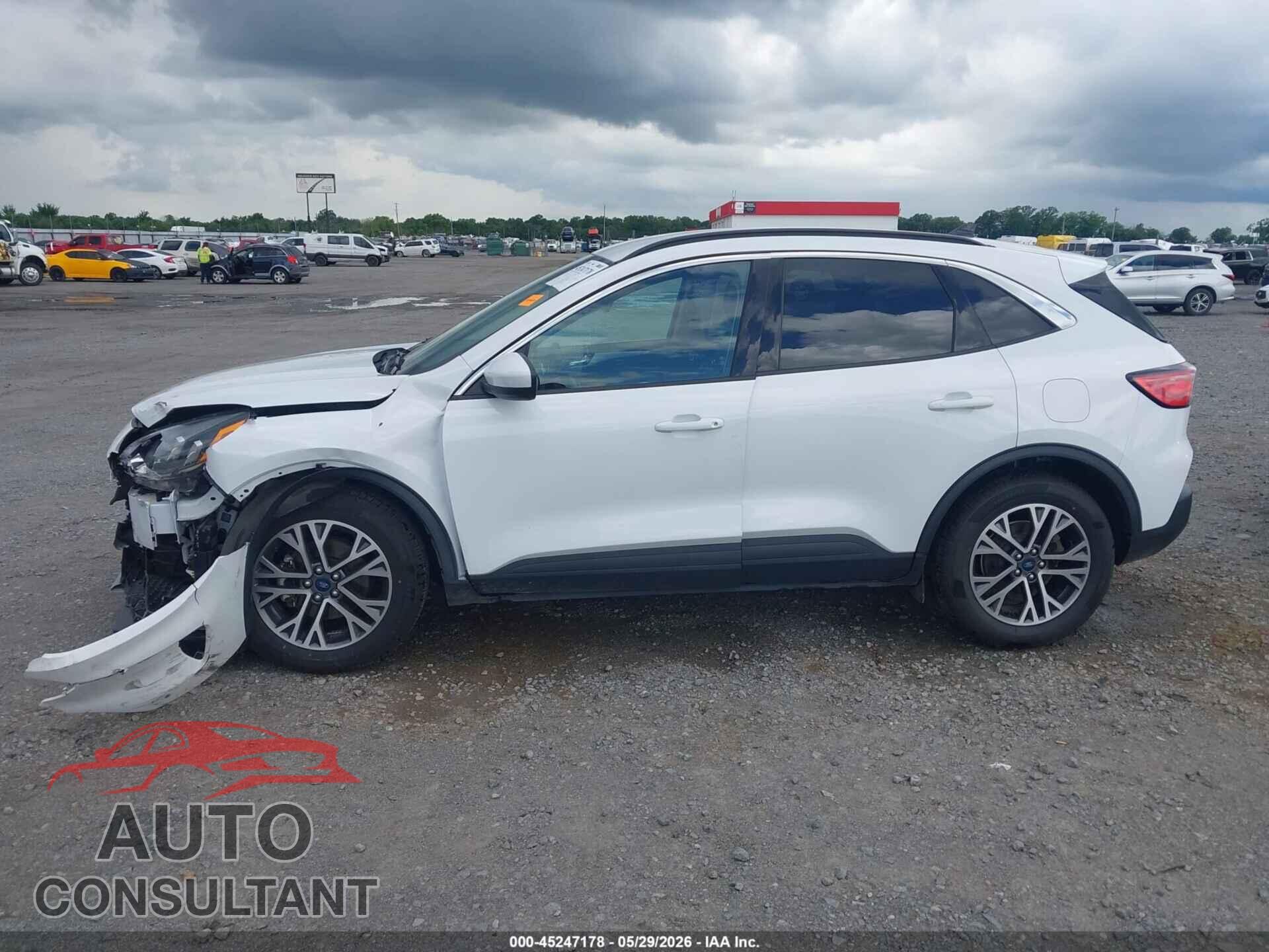 FORD ESCAPE 2020 - 1FMCU0H62LUA80811