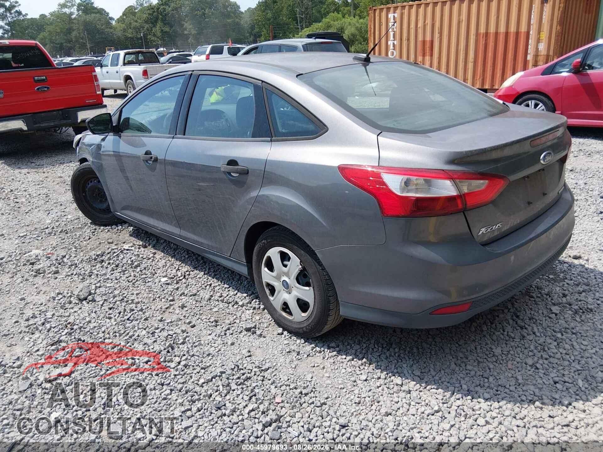 FORD FOCUS 2013 - 1FADP3E26DL108352