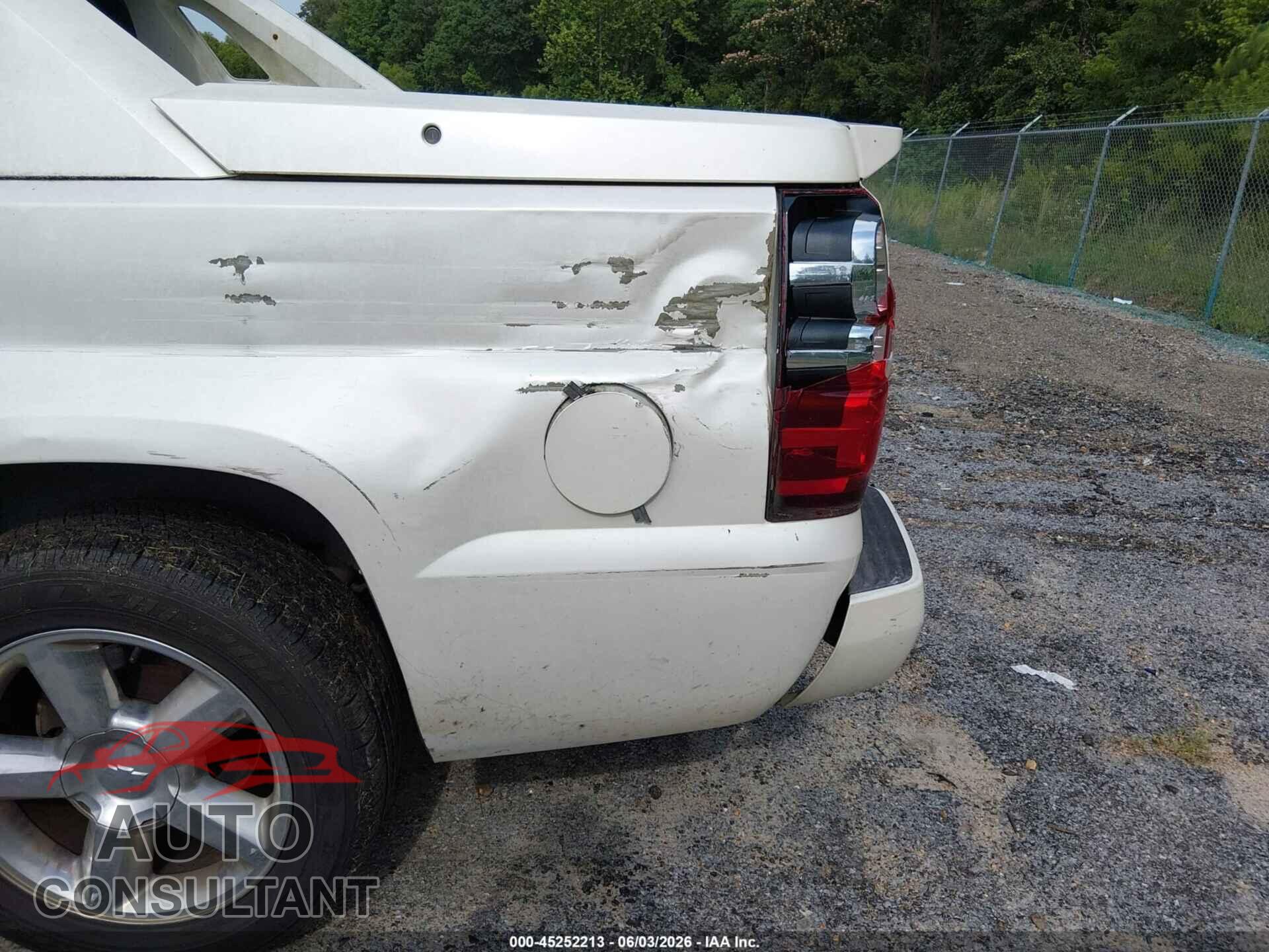CHEVROLET AVALANCHE 1500 2012 - 3GNMCGE08CG246795