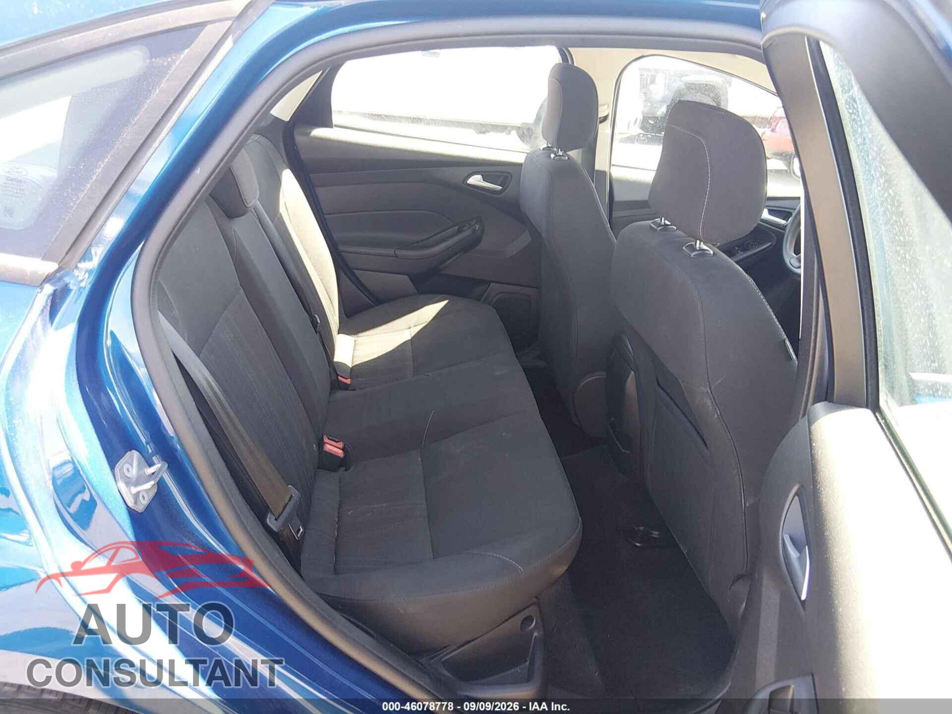 FORD FOCUS 2018 - 1FADP3FEXJL261126