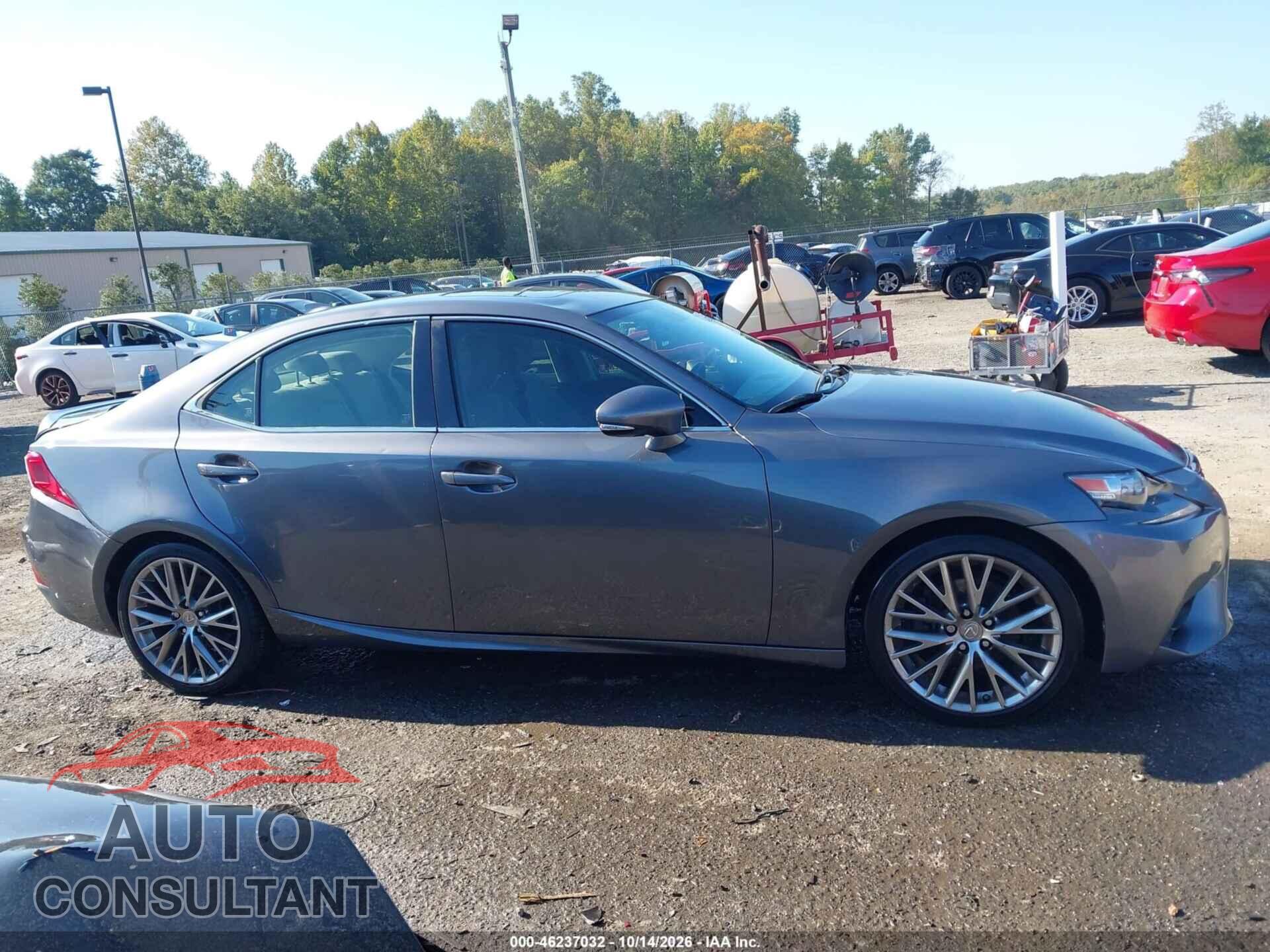 LEXUS IS 250 2015 - JTHBF1D28F5080716