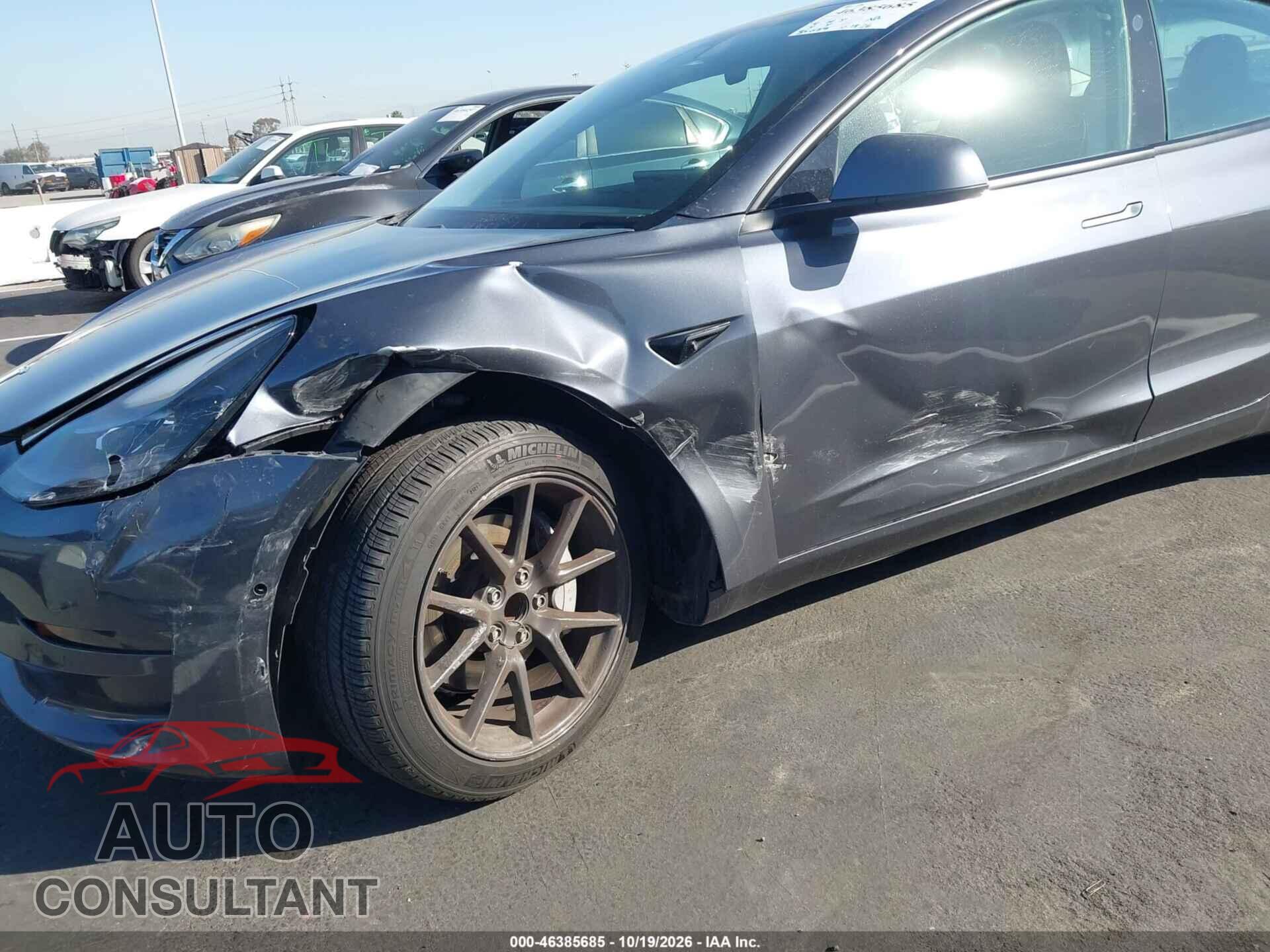 TESLA MODEL 3 2021 - 5YJ3E1EA0MF074743