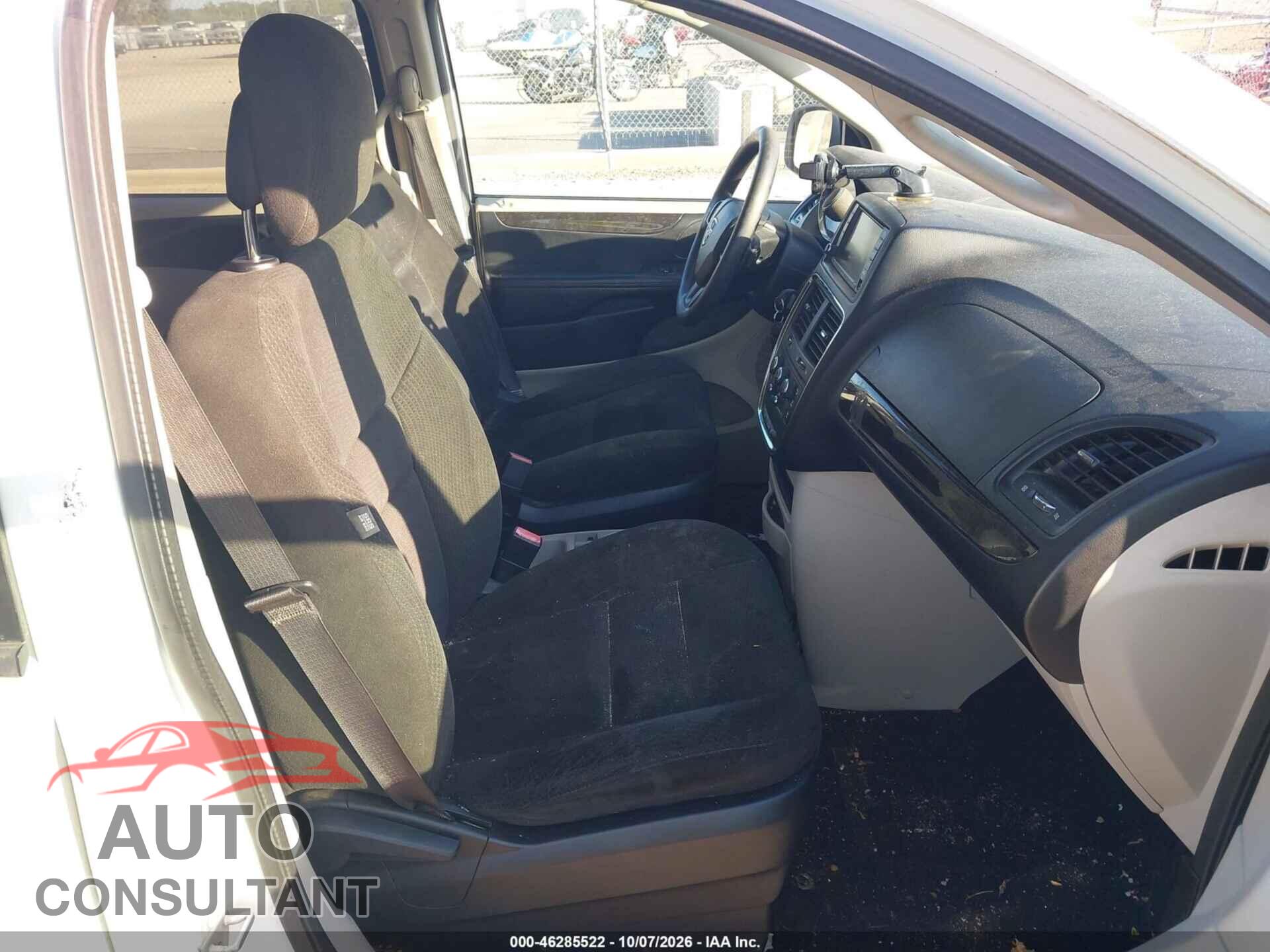DODGE GRAND CARAVAN 2015 - 2C4RDGBG0FR607206