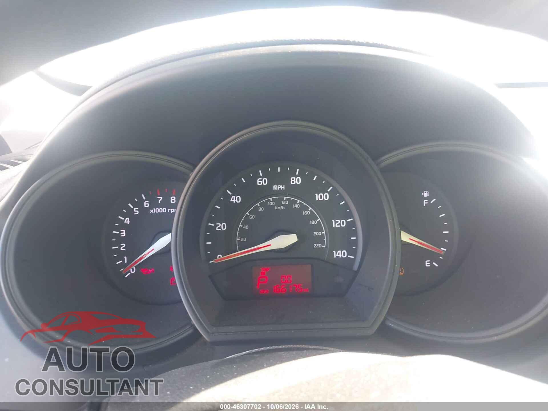 KIA RIO 2013 - KNADM5A36D6285122