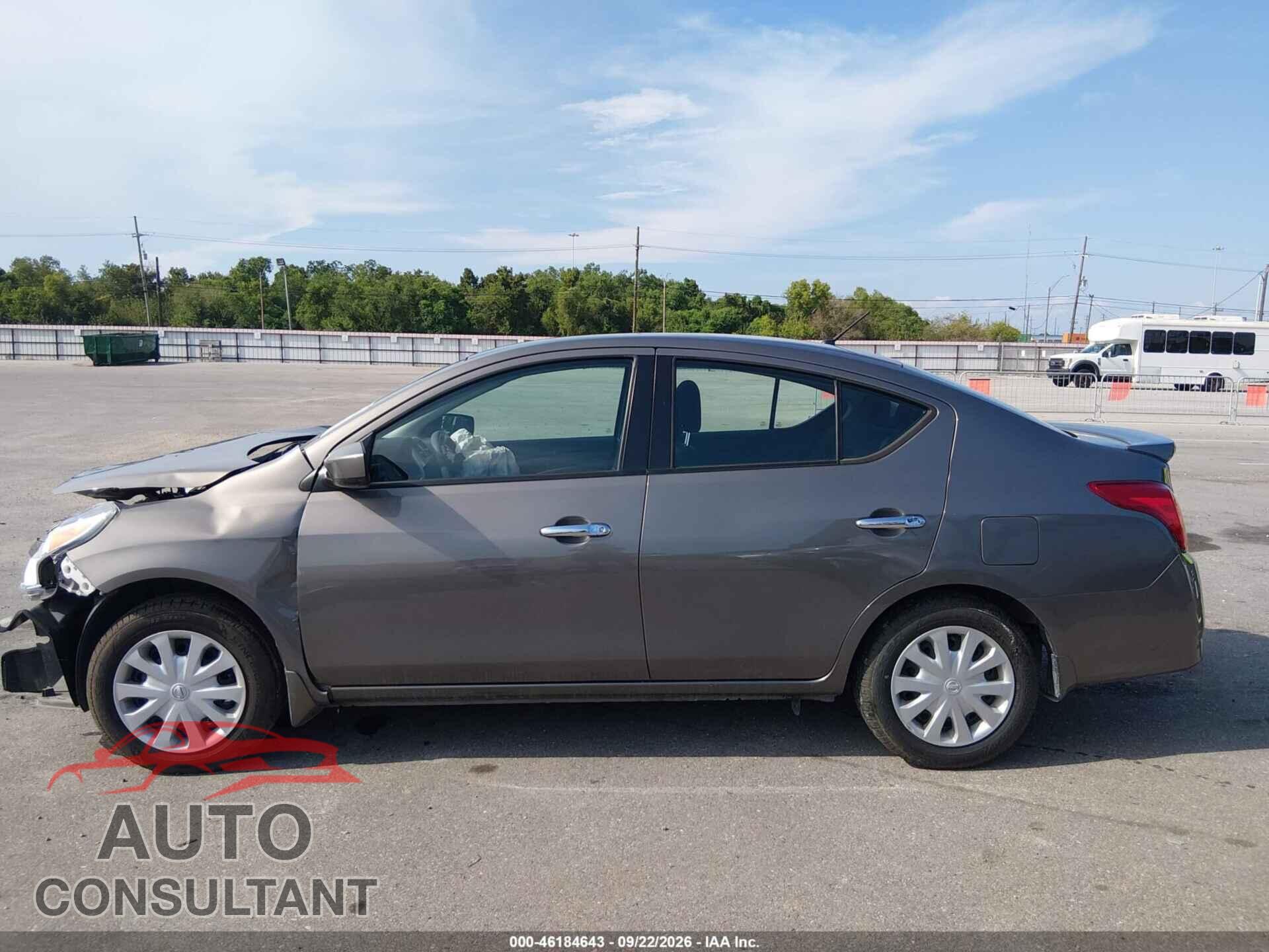 NISSAN VERSA 2017 - 3N1CN7AP1HL817823