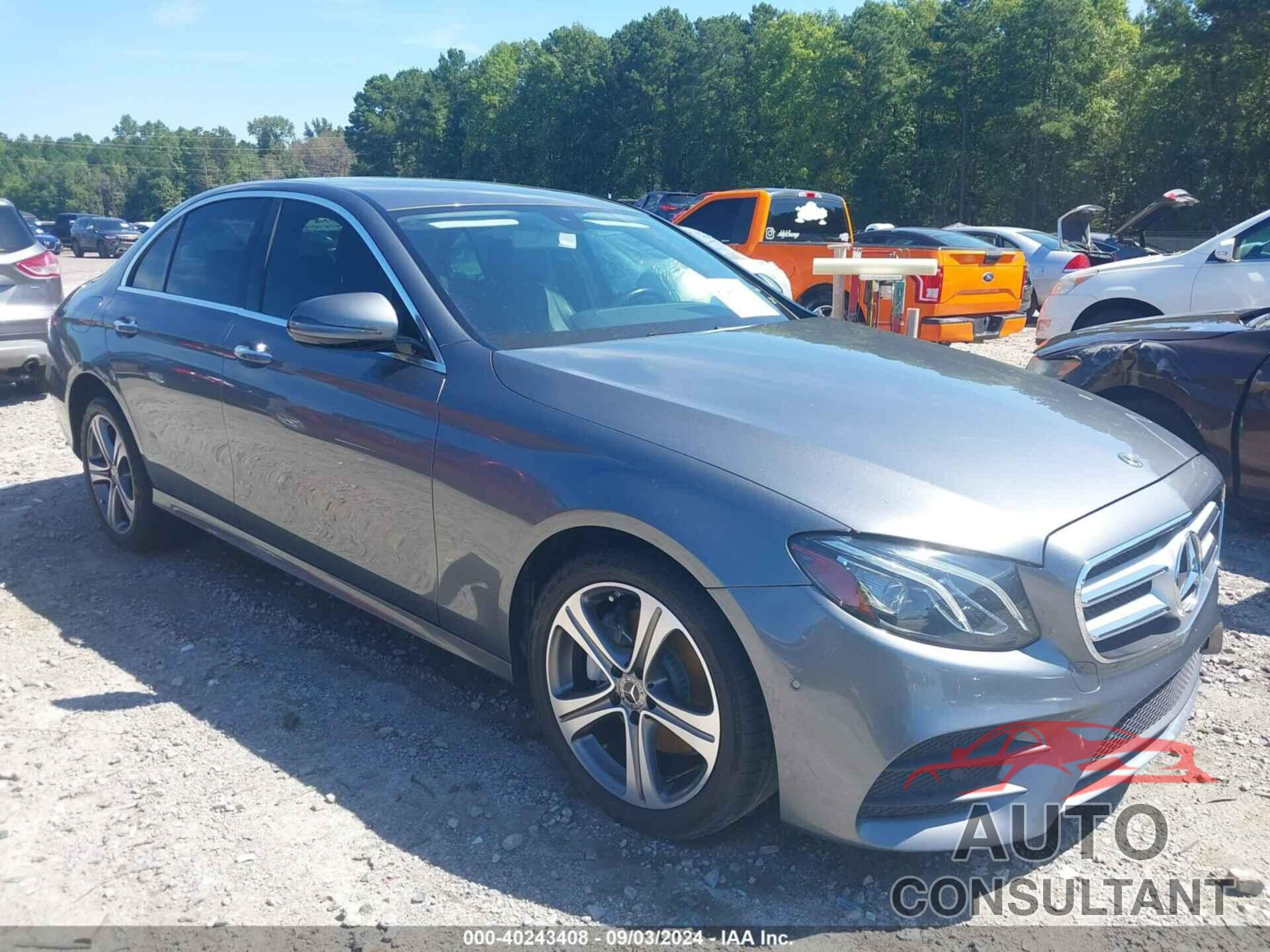 MERCEDES-BENZ E 300 2018 - WDDZF4KB1JA315029