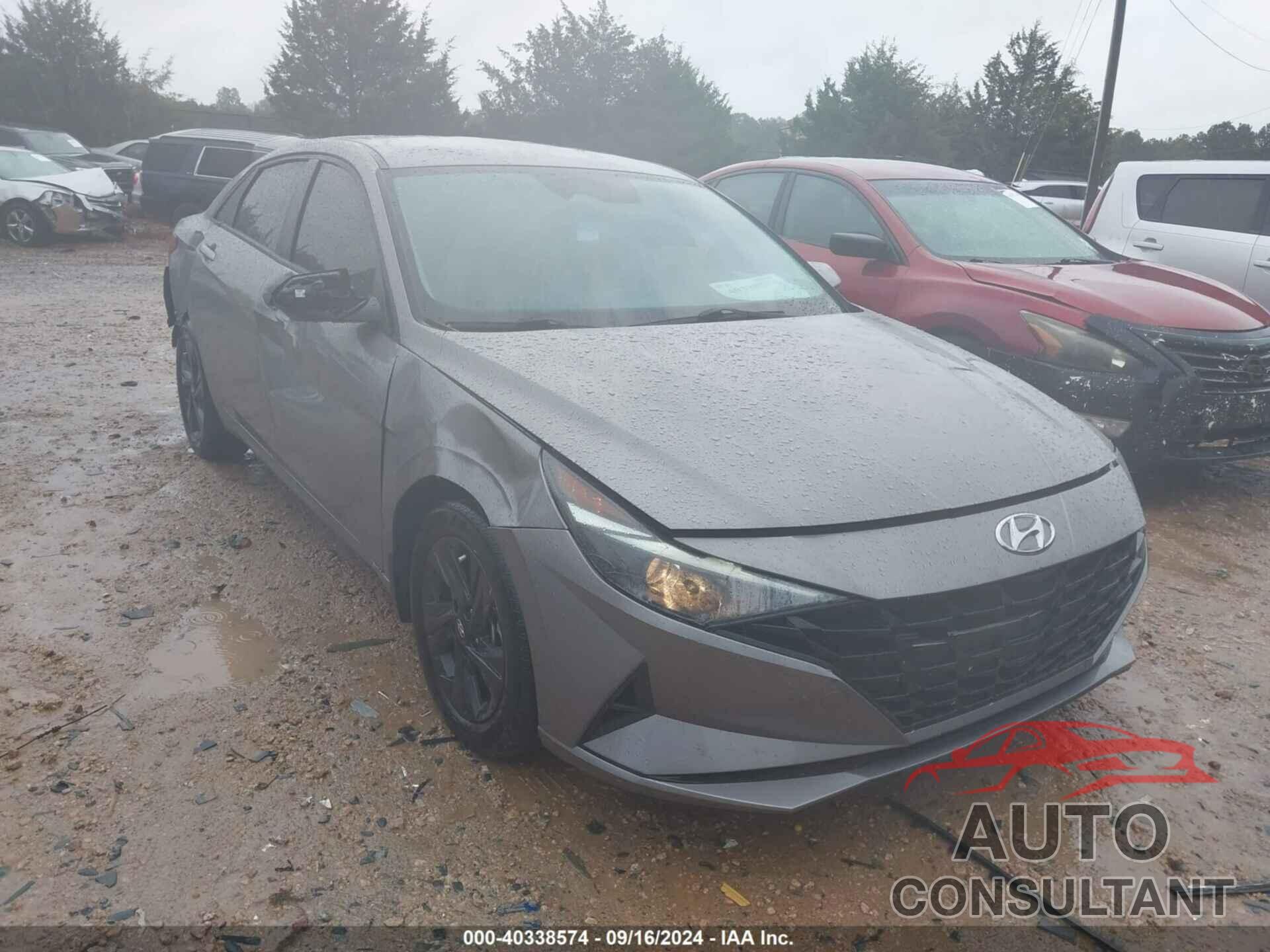 HYUNDAI ELANTRA 2023 - KMHLM4AG7PU583847