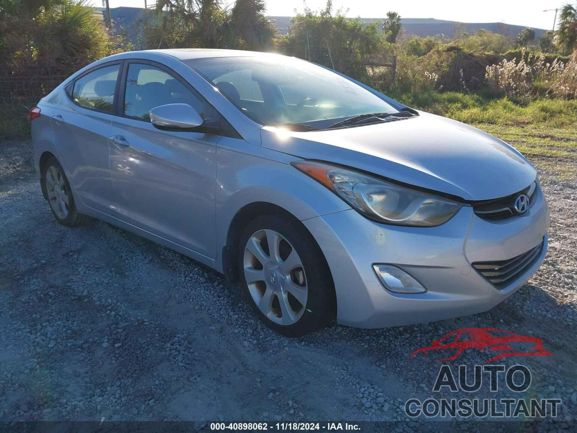 HYUNDAI ELANTRA 2013 - KMHDH4AEXDU494776