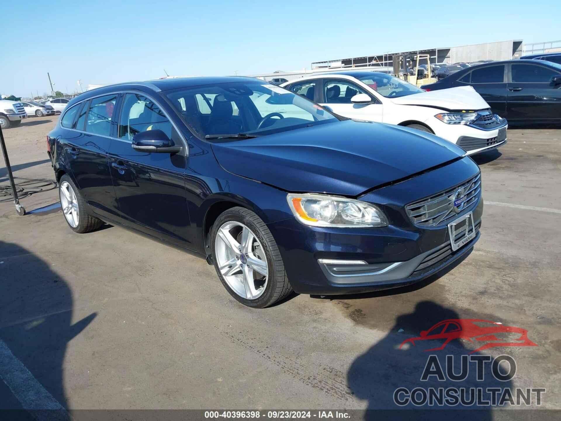 VOLVO V60 2016 - YV140MEK4G1325669