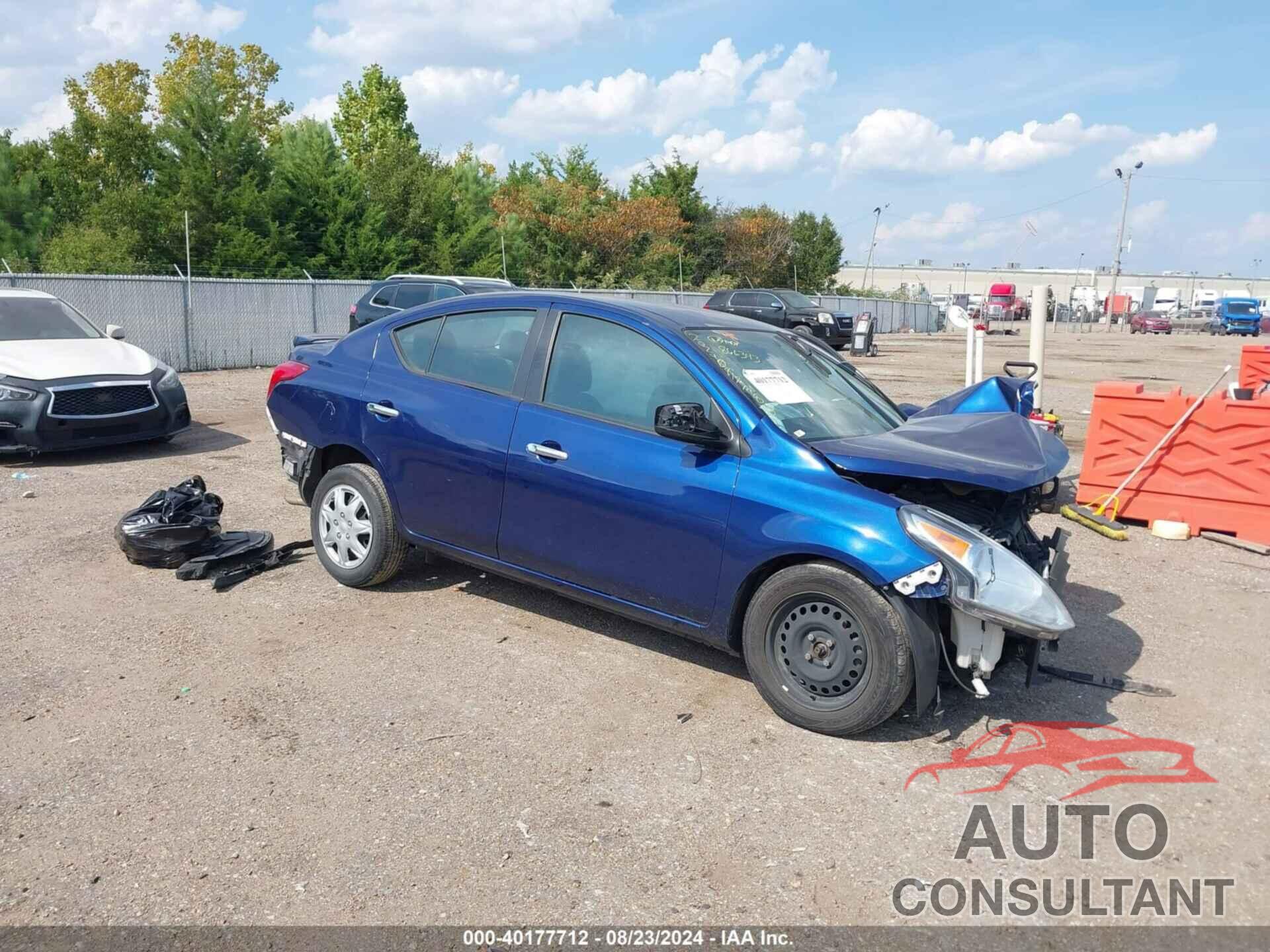 NISSAN VERSA 2019 - 3N1CN7AP2KL866343