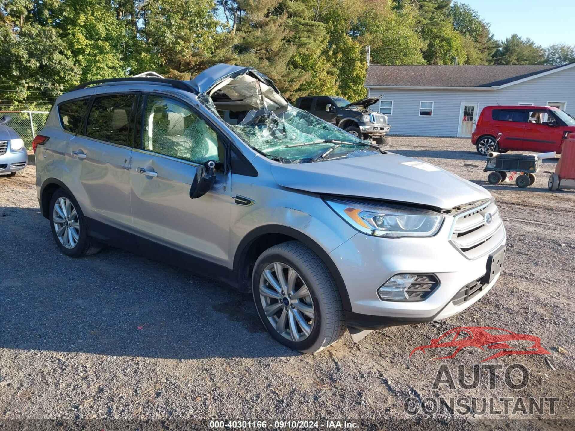 FORD ESCAPE 2019 - 1FMCU0HD4KUB23171