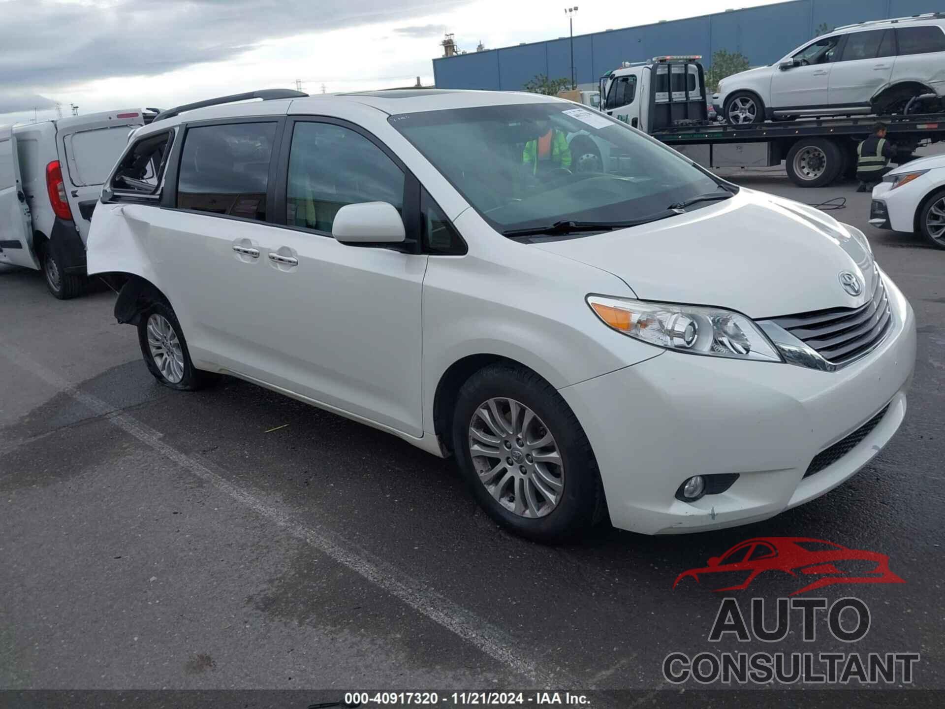 TOYOTA SIENNA 2017 - 5TDYZ3DC2HS793423