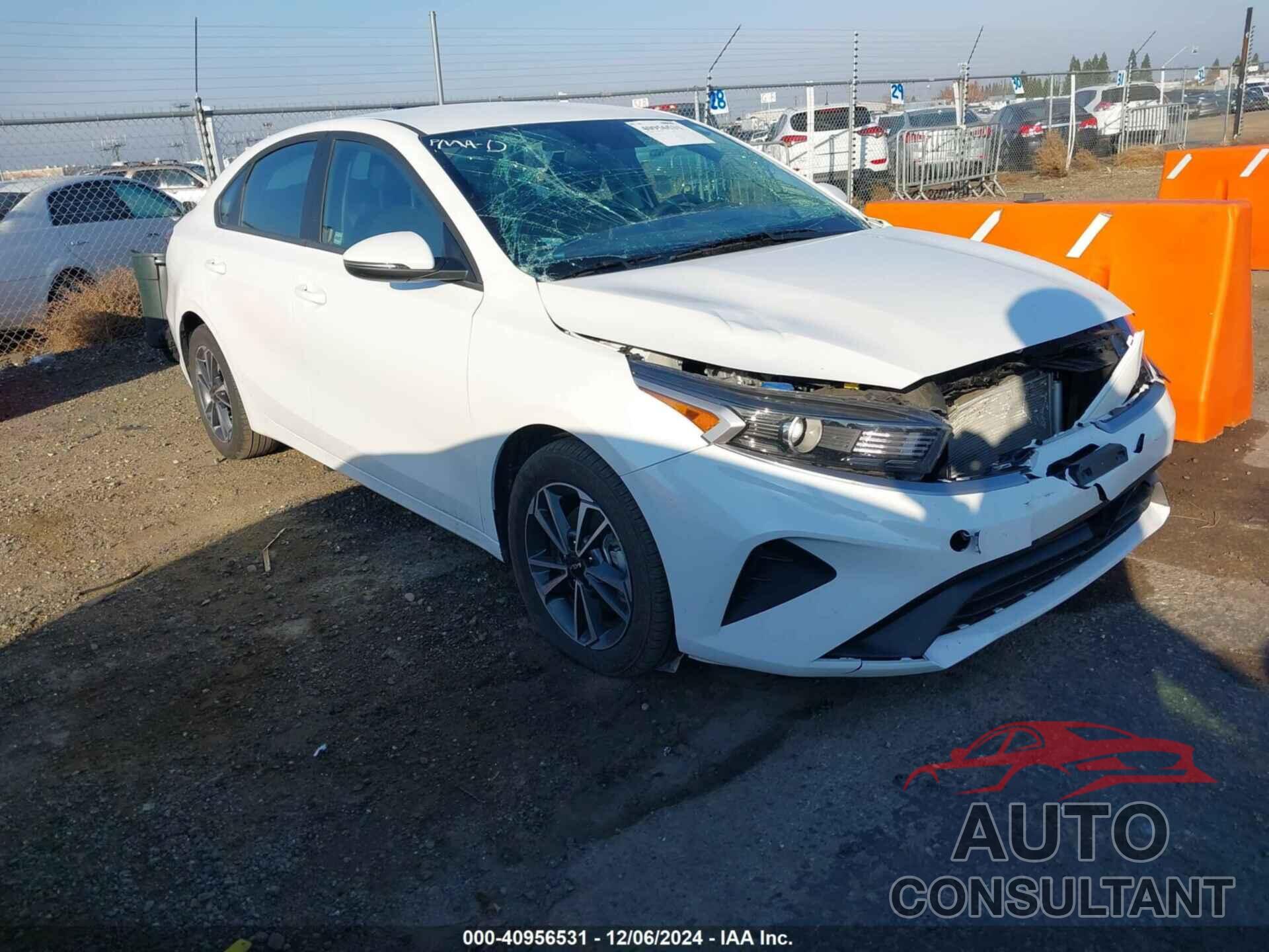 KIA FORTE 2024 - 3KPF24AD5RE766081