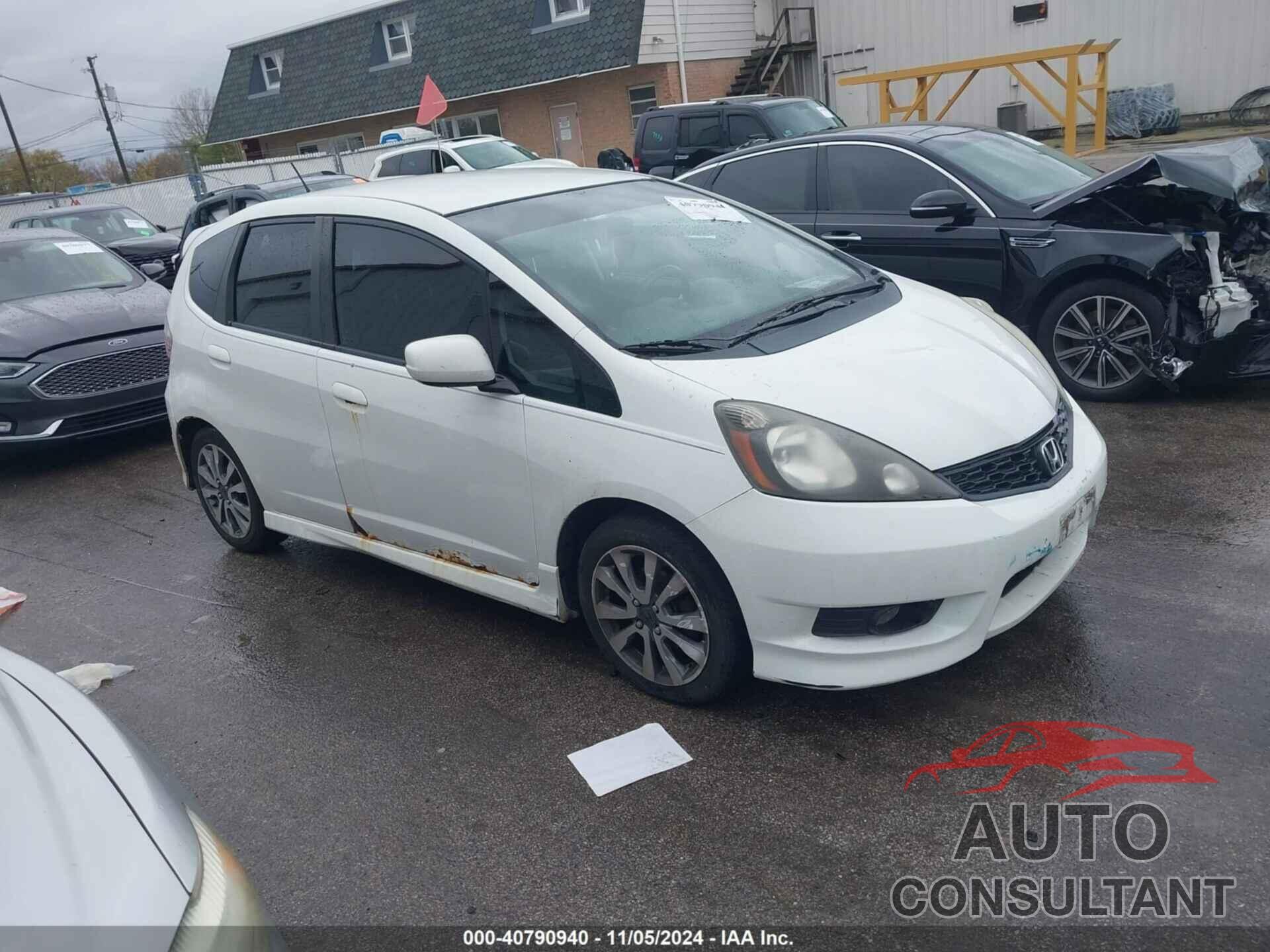 HONDA FIT 2013 - JHMGE8H50DC013834