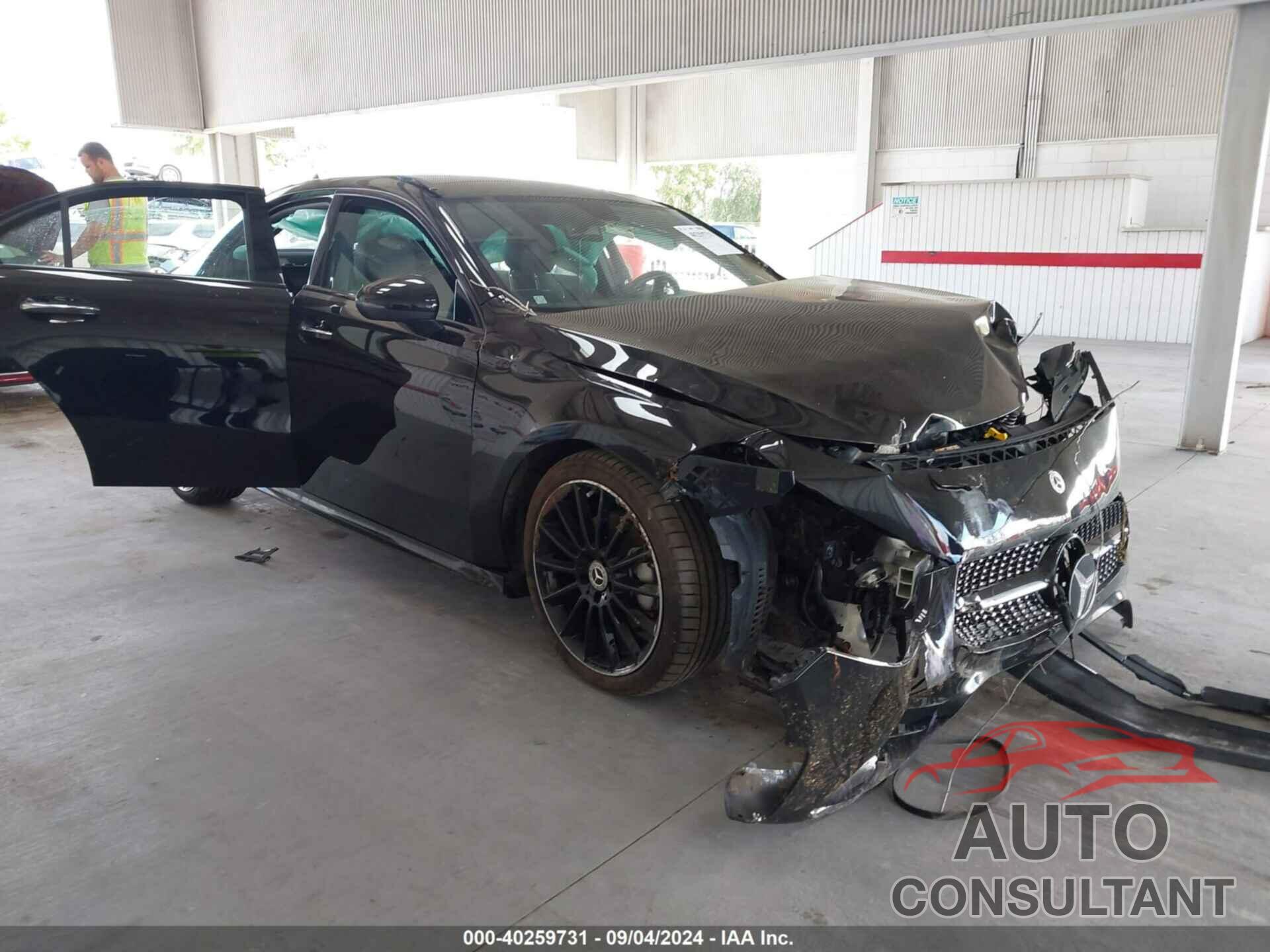 MERCEDES-BENZ A 220 2022 - W1K3G4EB1NJ349010