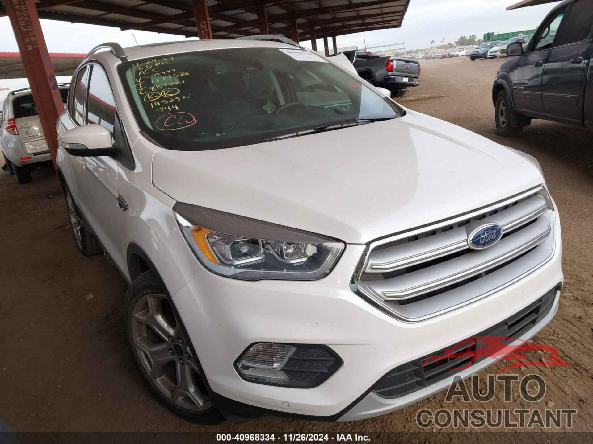 FORD ESCAPE 2019 - 1FMCU0J92KUC09987