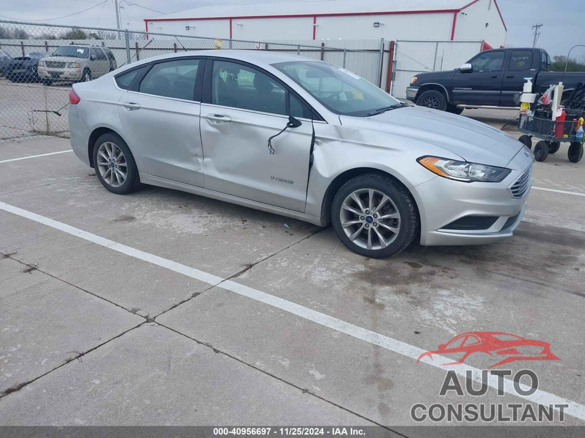 FORD FUSION HYBRID 2017 - 3FA6P0LU7HR296978