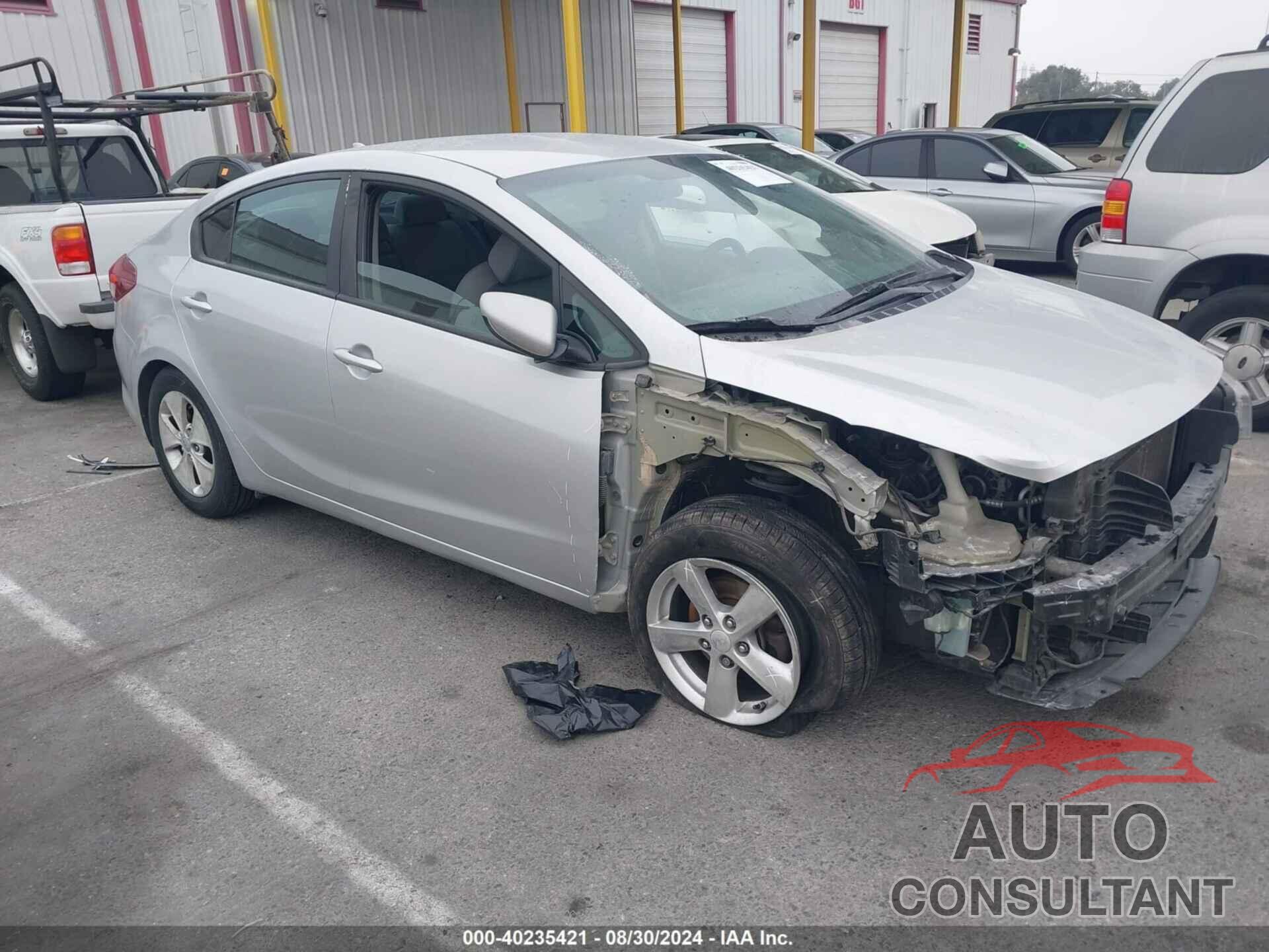 KIA FORTE 2017 - 3KPFL4A76HE015755