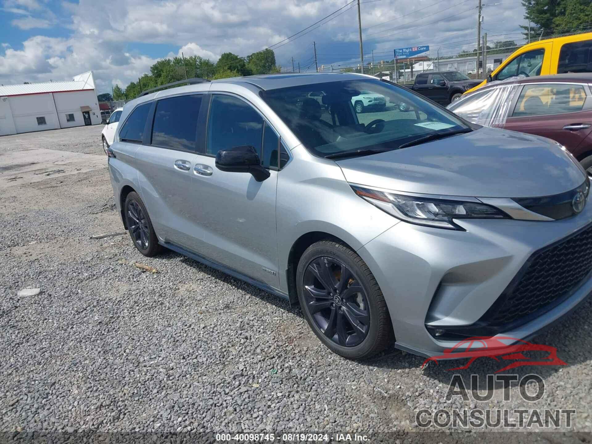 TOYOTA SIENNA 2021 - 5TDDRKEC6MS047574