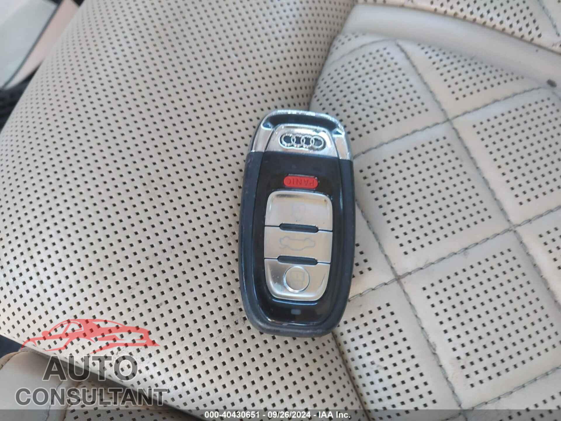AUDI A8 2013 - WAUA2AFD9DN017867