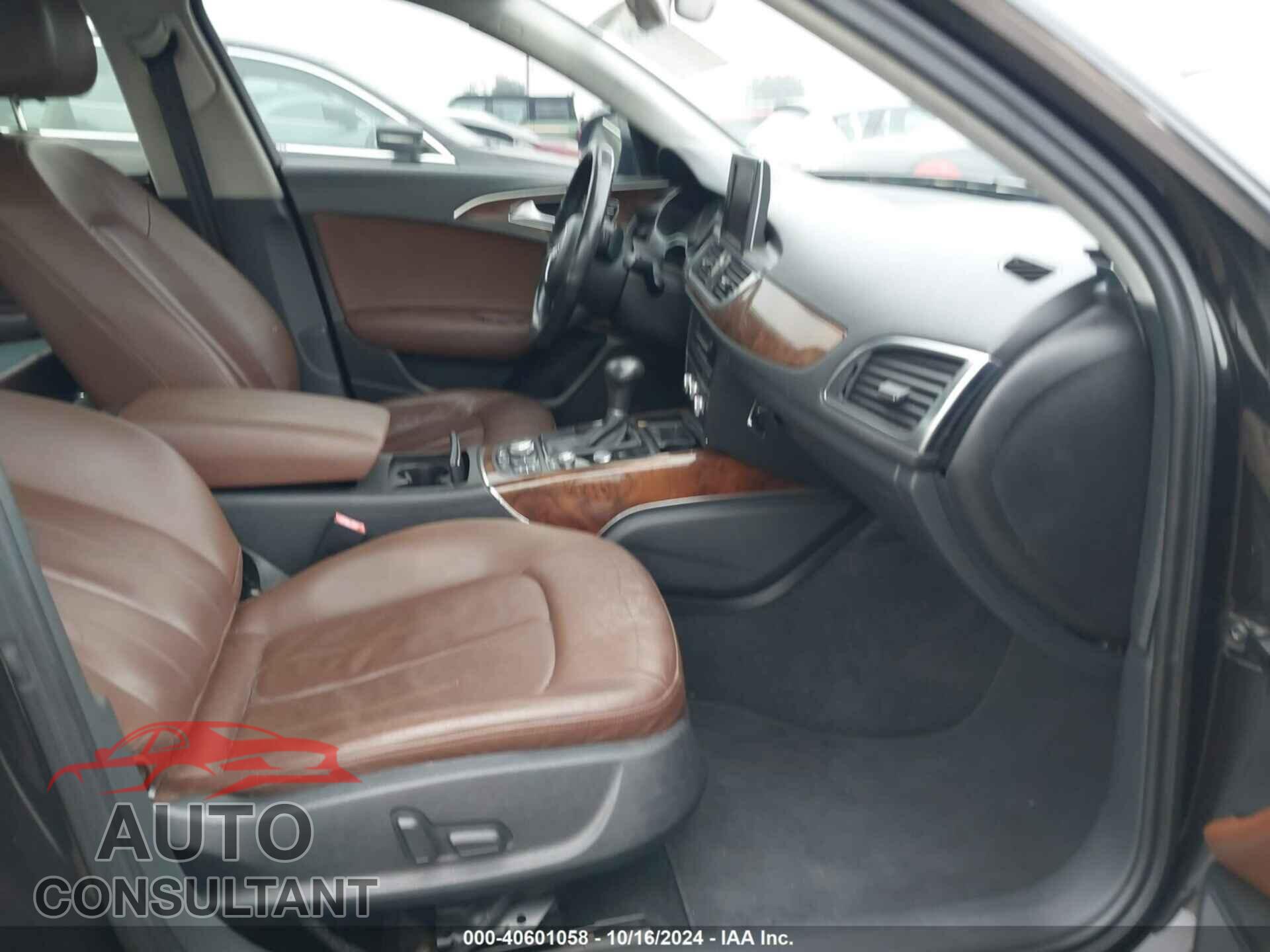 AUDI A6 2012 - WAUDFAFC4CN072007