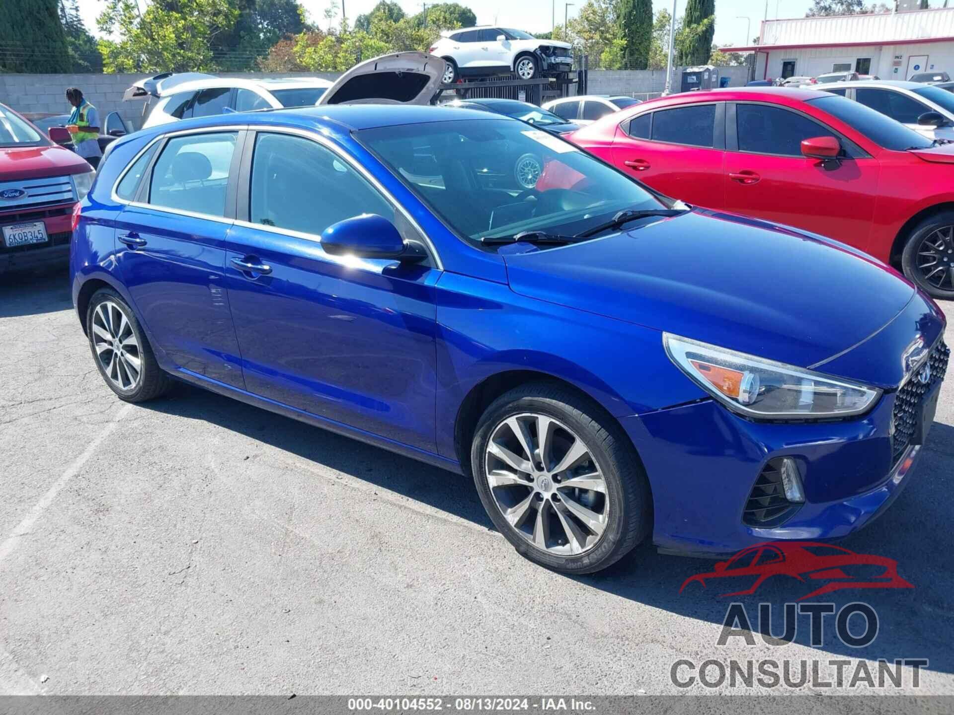 HYUNDAI ELANTRA GT 2019 - KMHH35LE1KU103076